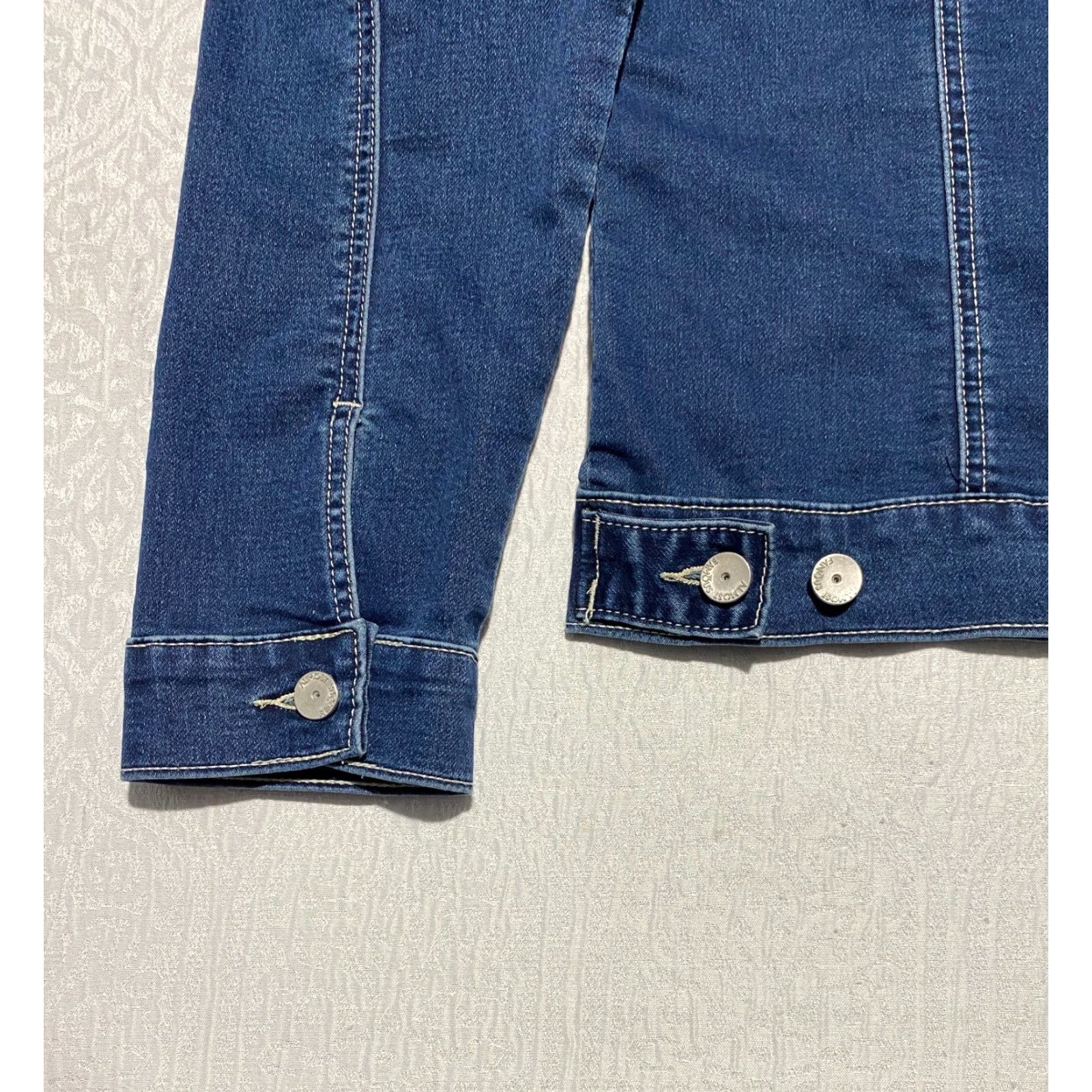 Almost Famous Almost Famous Denim Jacket Women's Size XL Blue Stretch Slim Everyday Jacket Fashion Size XL / US 12-14 / IT 48-50 - 3 Thumbnail