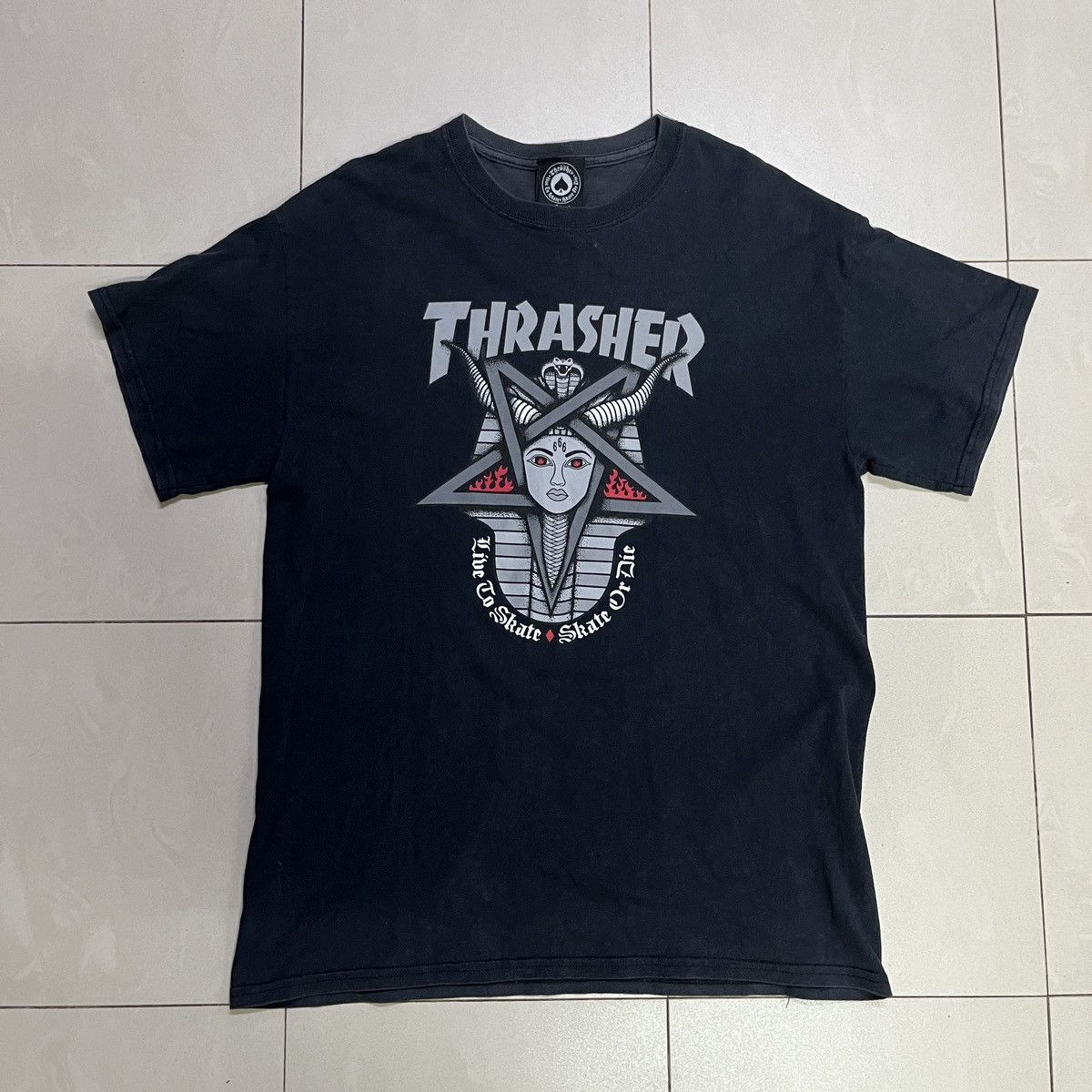 Thrasher Vintage Thrasher 666 T Shirt Size US S / EU 44-46 / 1 - 1 Thumbnail