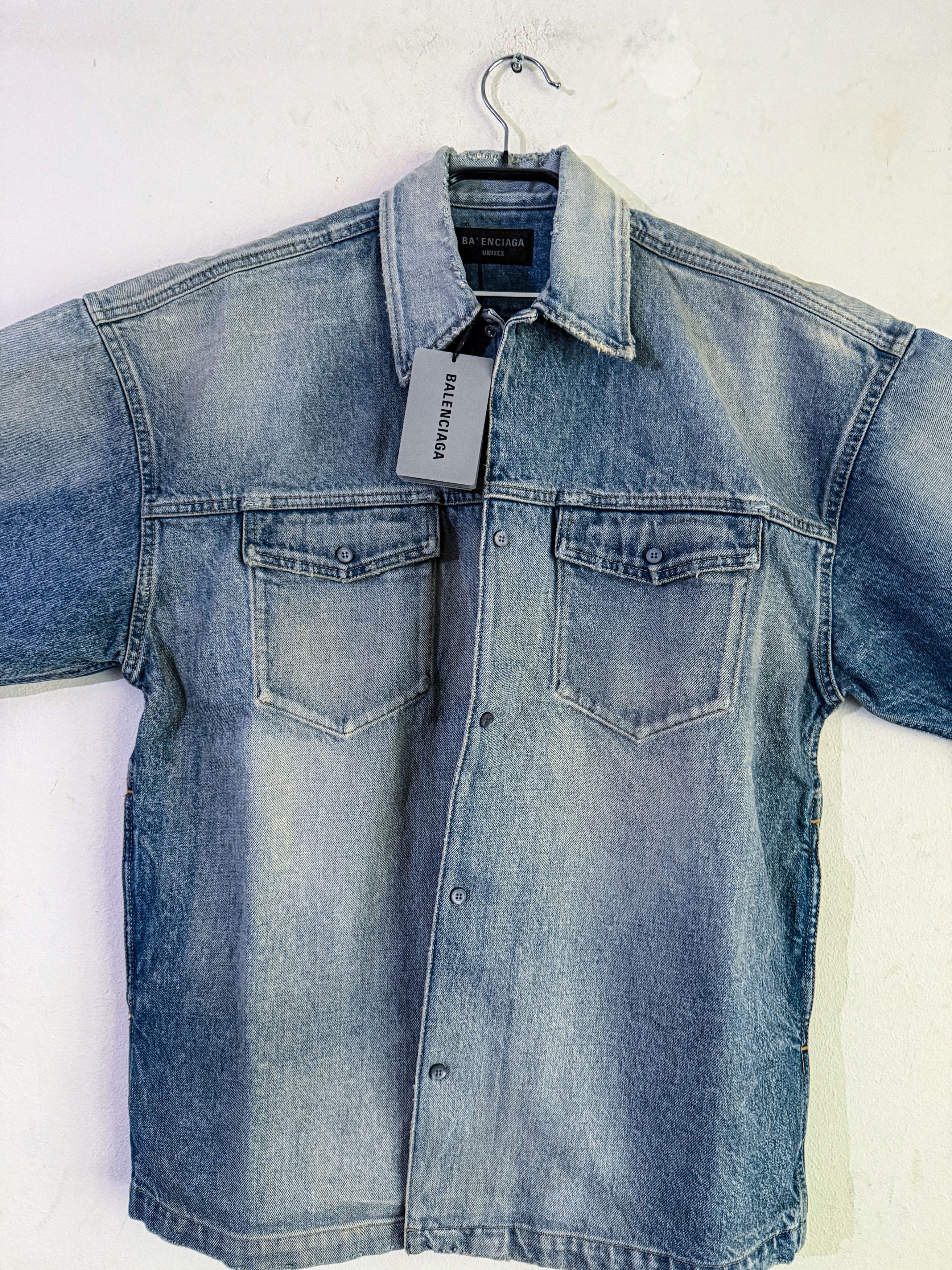 Balenciaga Oversized Masking Tape Denim Shirt Size US M / EU 48-50 / 2 - 5 Thumbnail