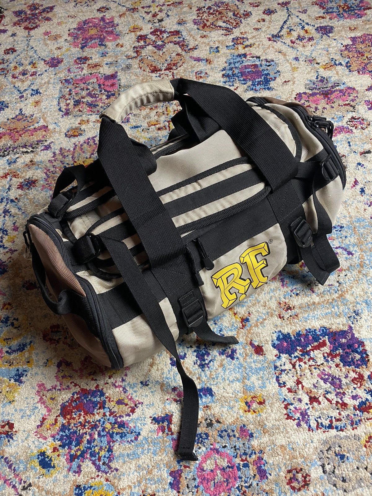 Vintage Ed "Big Daddy" Roth Rat Finks 2 ways duffle backpack OS Size ONE SIZE - 1 Thumbnail