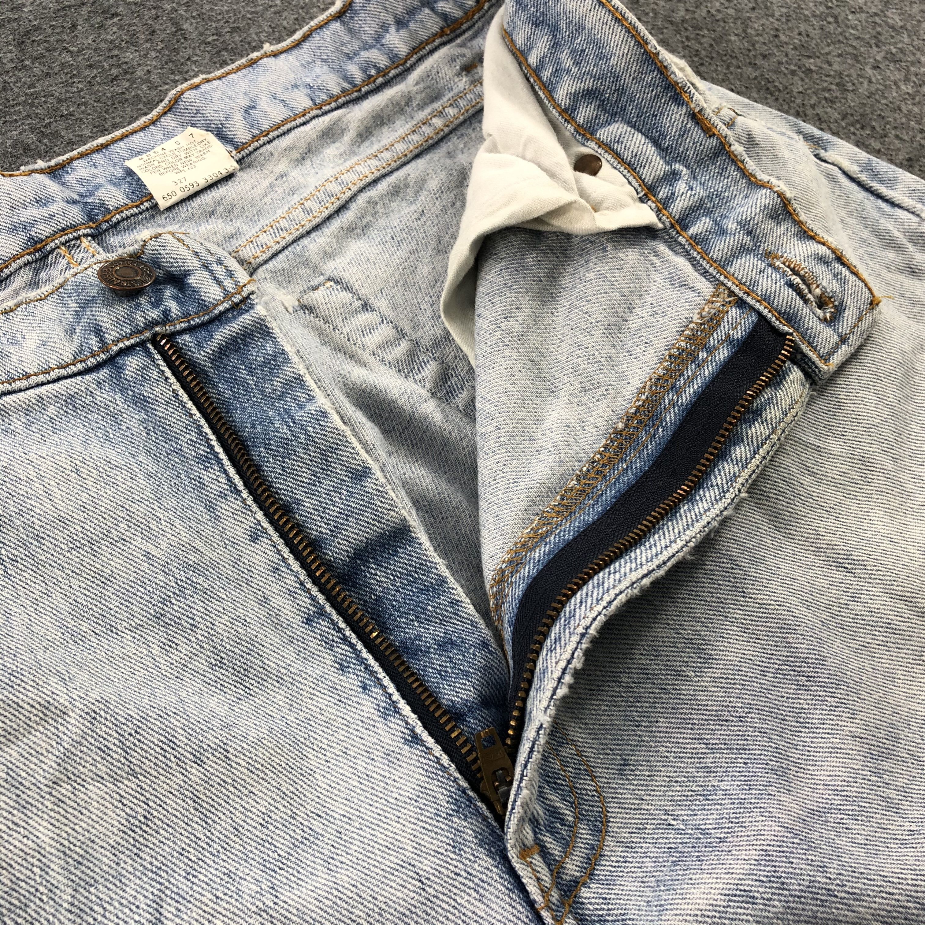 Levi's × Vintage Vintage 90s Light Wash Levis 560 Jeans-JM1706 Size US 33 - 8 Thumbnail