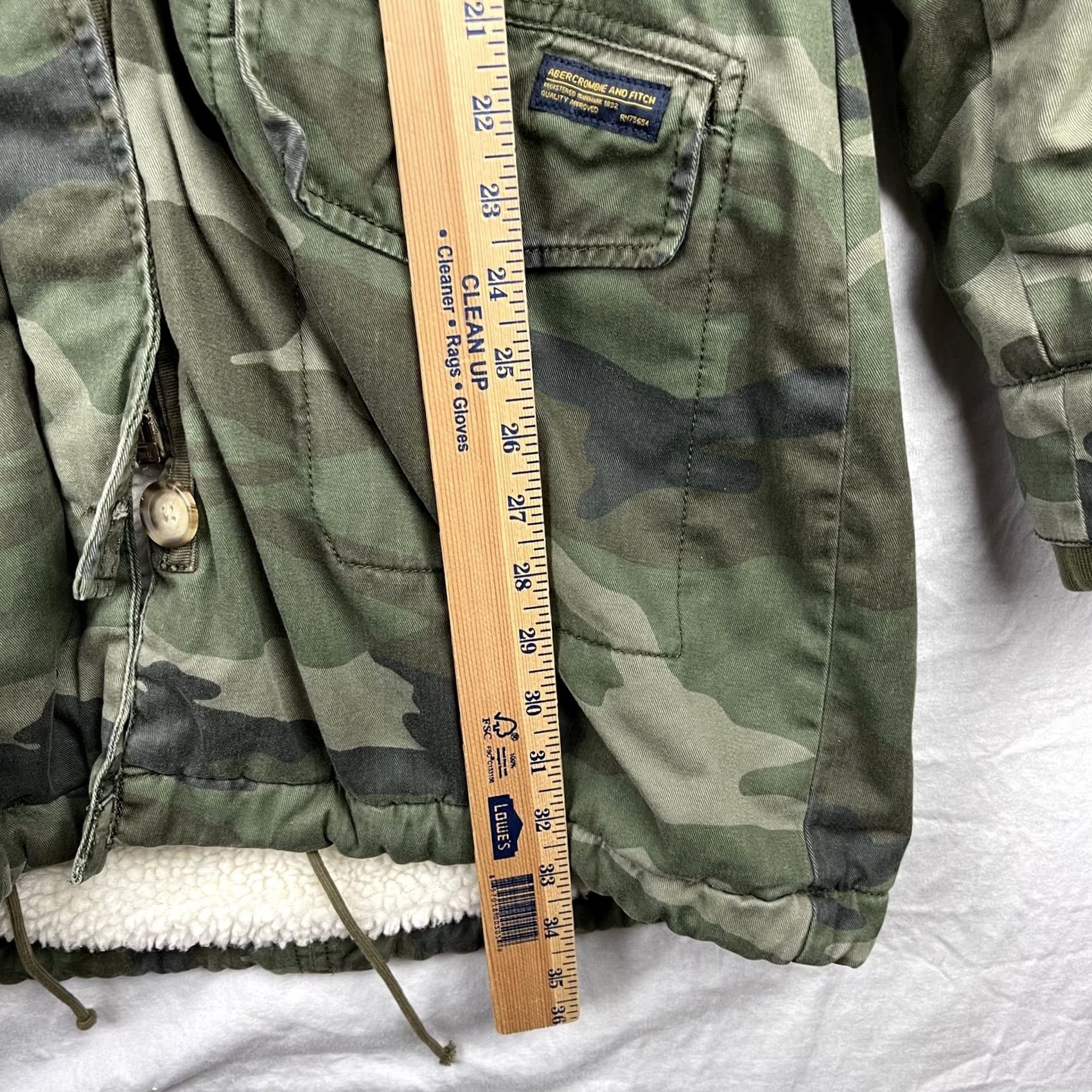 Abercrombie & Fitch VINTAGE Abercrombie & Fitch Jacket Womens Large Camo Hooded Sherpa Lined Parka Coat Warm Size L / US 10 / IT 46 - 6 Thumbnail