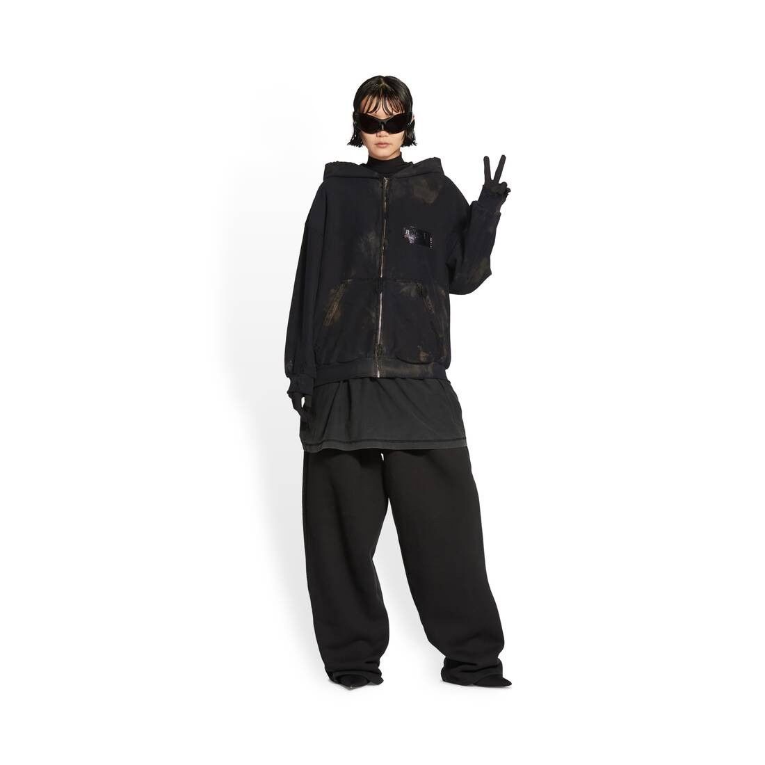Balenciaga o1srvl11e0425 Dup / Gaffer Zip-Up Hoodie Small Fit in Black Size L / US 10 / IT 46 - 2 Thumbnail