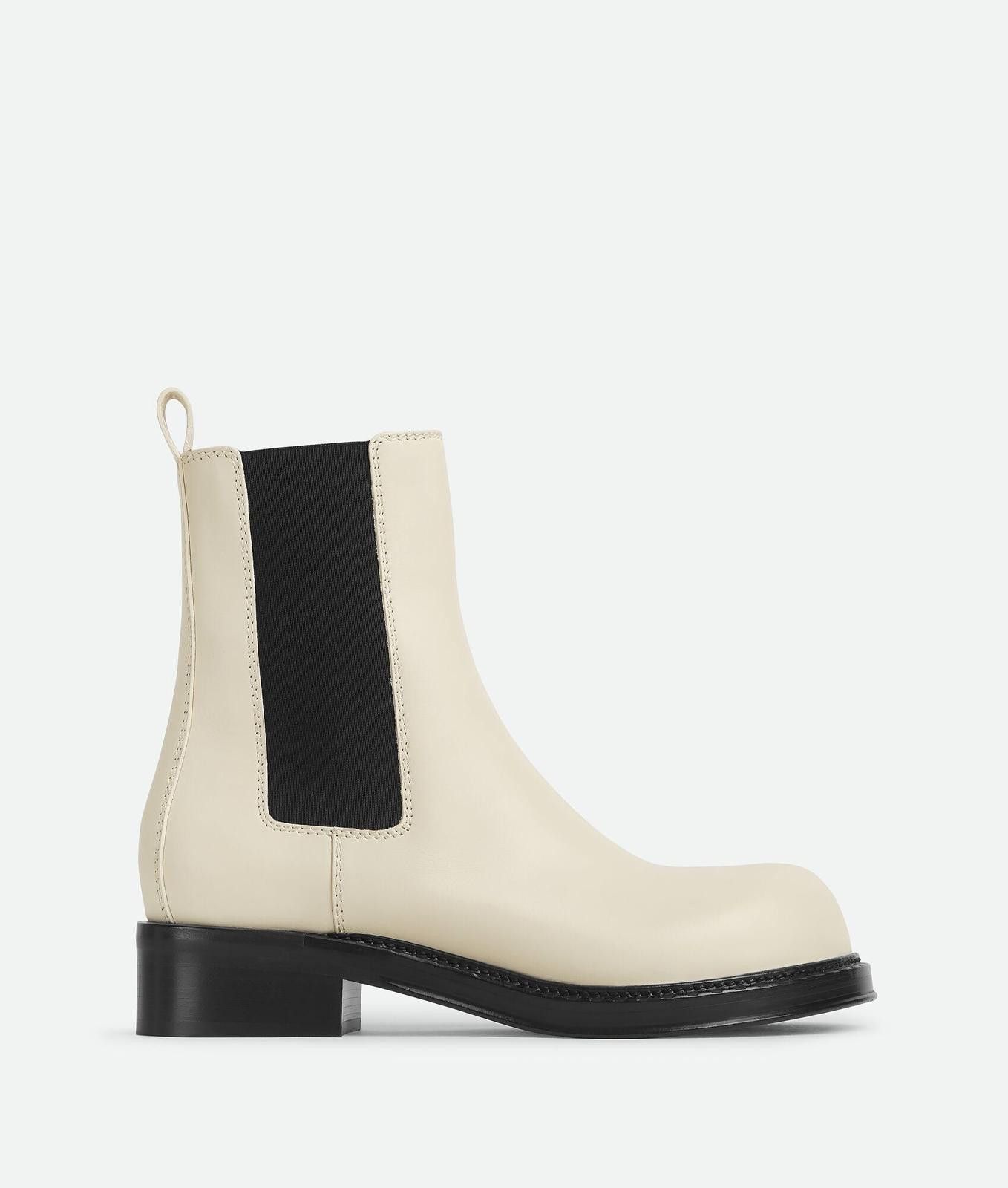 Bottega Veneta Bottega Veneta Cliff Chelsea Boots Size US 7.5 / IT 37.5 - 1 Thumbnail