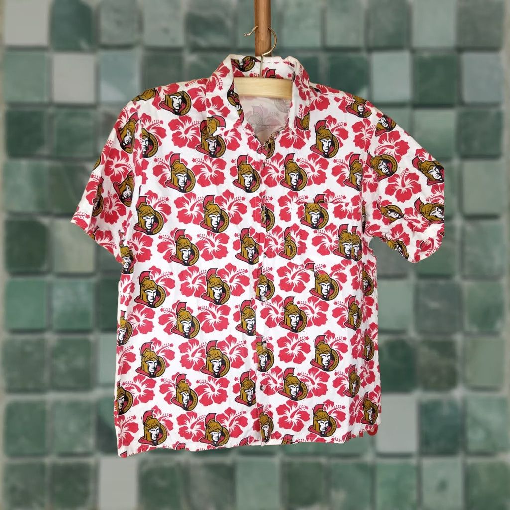 NHL VINTAGE 90' OTTAWA SENATORS NHL ALL OVER PRINT HWAIIAN SHIRT SZ LARGE Shirt Men XS? Size US M / EU 48-50 / 2 - 1 Thumbnail
