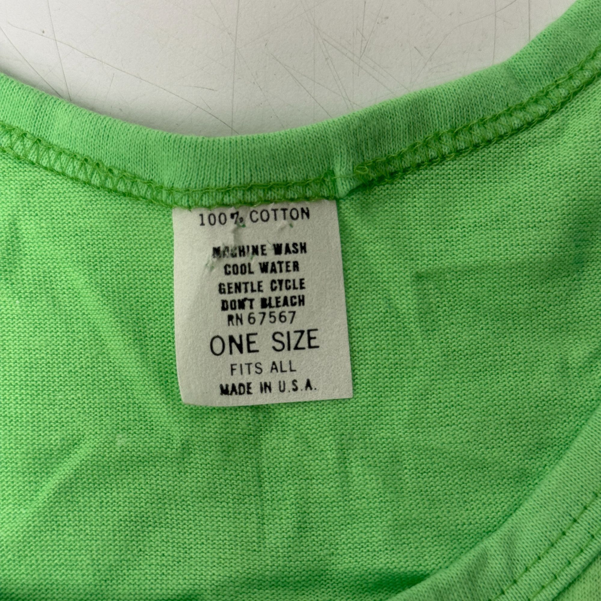 Other NOS 80's MARLBORO Menthol Cigarettes Spell Out NEON Tank Top Size US L / EU 52-54 / 3 - 5 Thumbnail