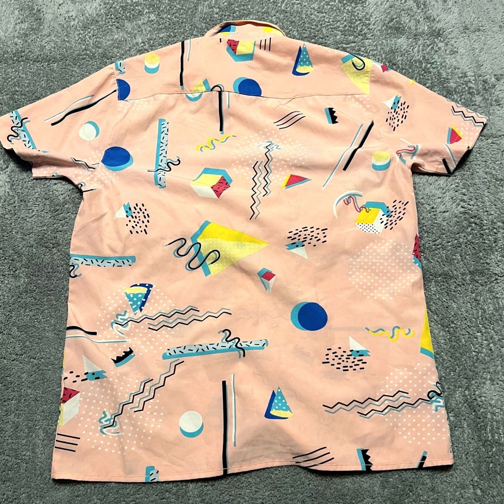 Pinko Oh snap Shirt Mens M Pink Light Geometric Performance Button Beach Size US M / EU 48-50 / 2 - 3 Thumbnail