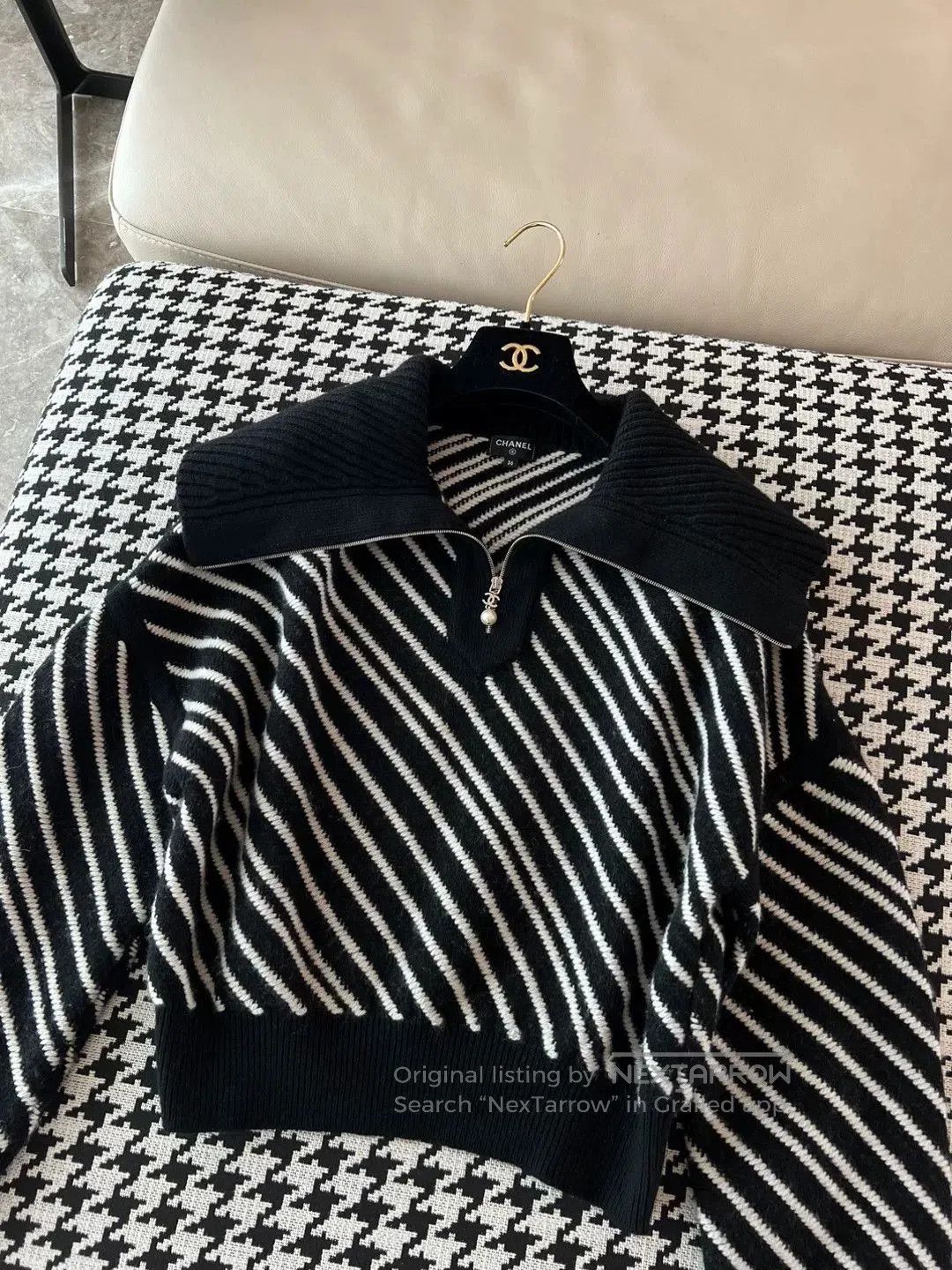 Chanel Chanel Black Striped Cashmere Sweater. Size US S / EU 44-46 / 1 - 6 Thumbnail