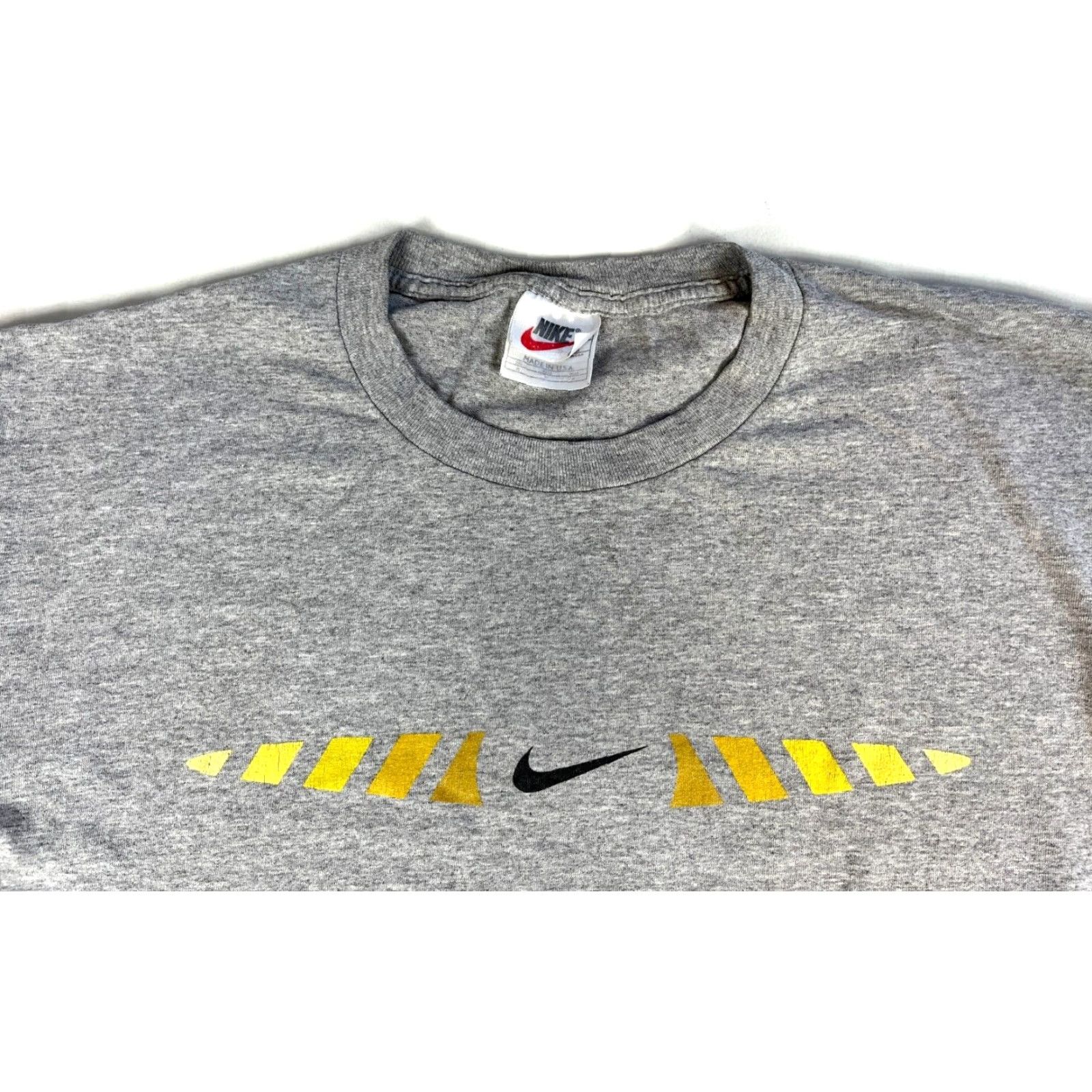 Nike VINTAGE Nike Air Long Sleeve T-Shirt Men’s 90s Made in USA Sz M Gray 90s Logo Crew Neck Pullover Cotton Blend Size M Size US M / EU 48-50 / 2 - 4 Thumbnail