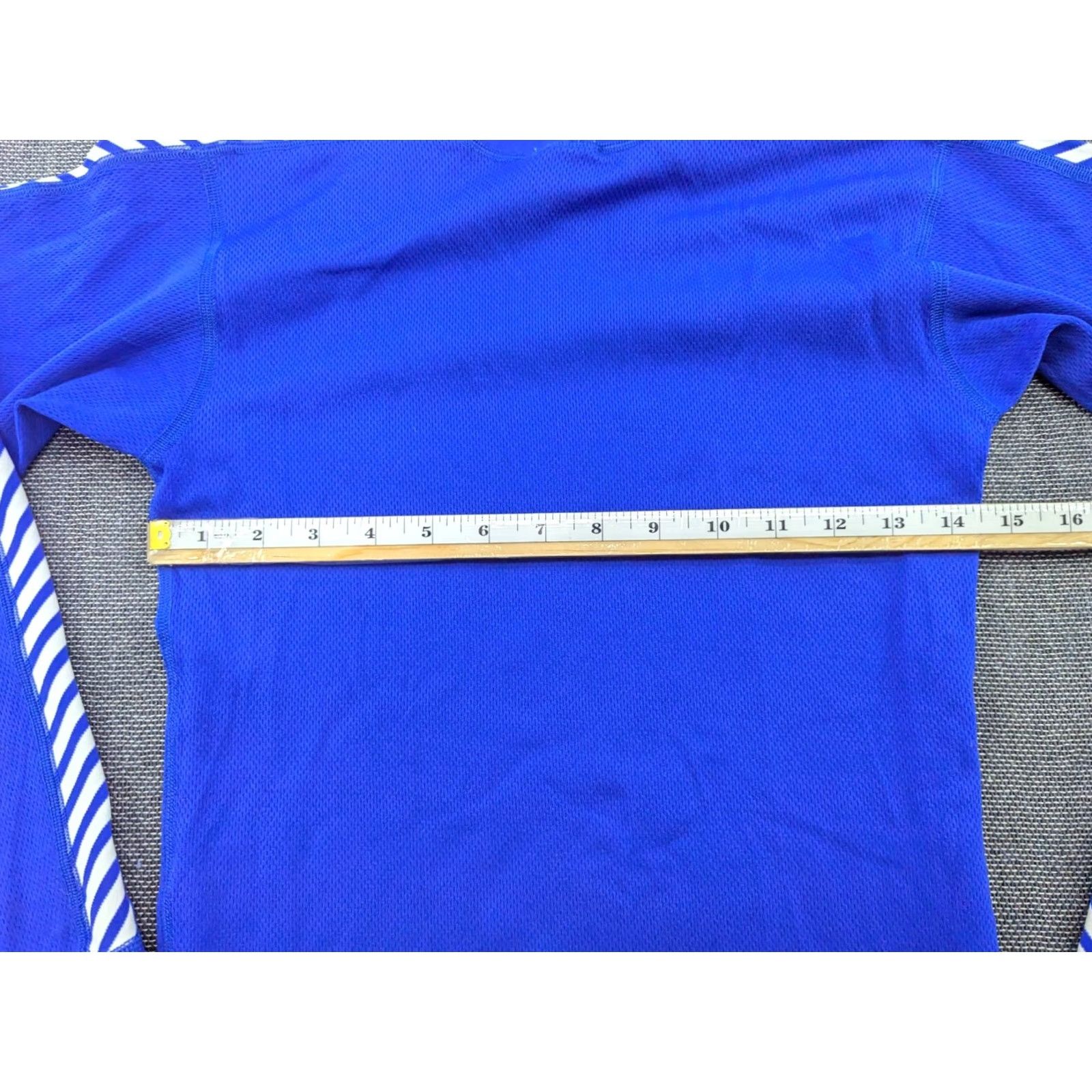 Helly Hansen Helly Hansen Base Layer Shirt Mens Small Outdoor Ski Hiking Thermal Blue Polyester T-Shirt Mens Size US S / EU 44-46 / 1 - 3 Thumbnail