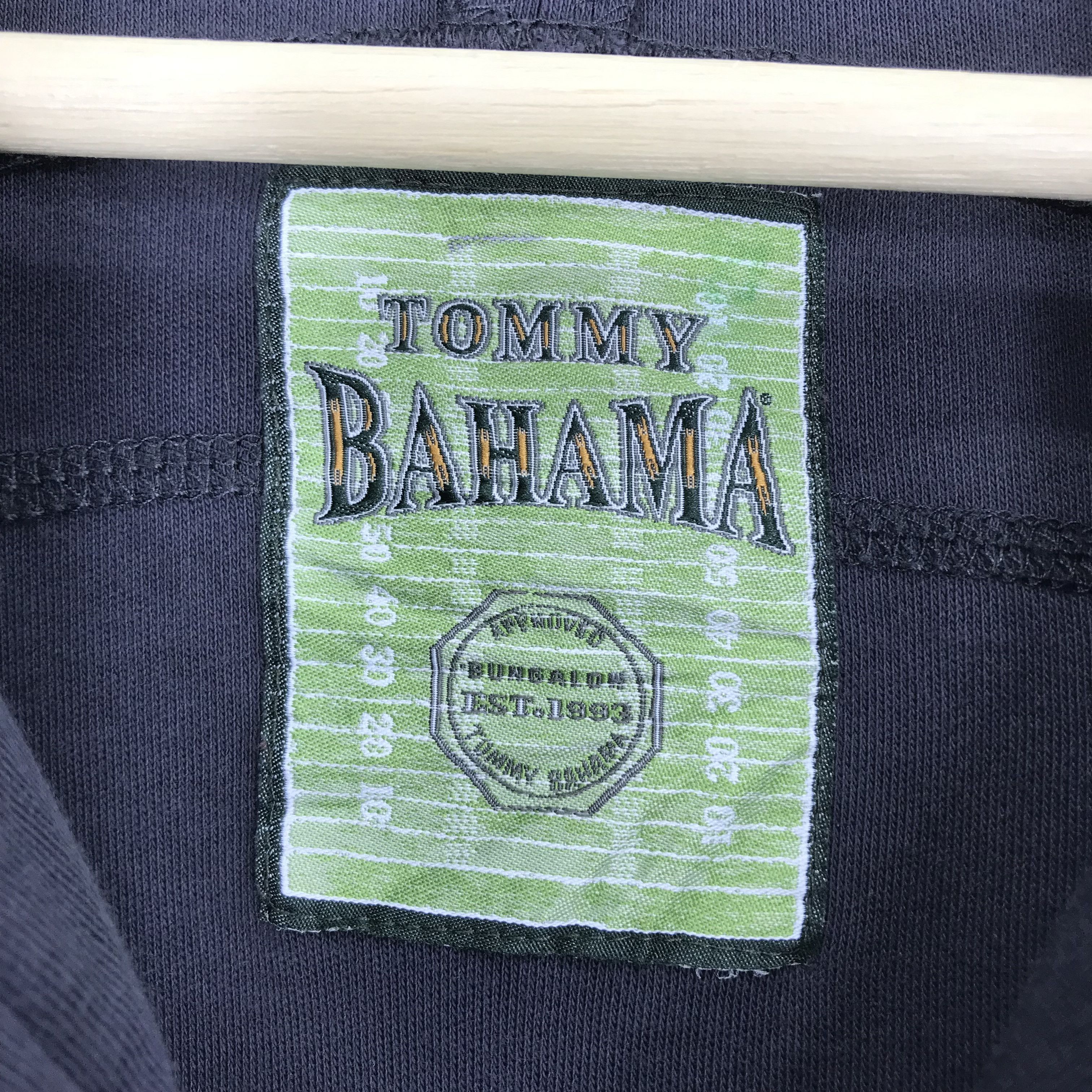 Tommy Bahama Vintage Tommy Bahama Sweatshirts - 124 Size US M / EU 48-50 / 2 - 8 Thumbnail