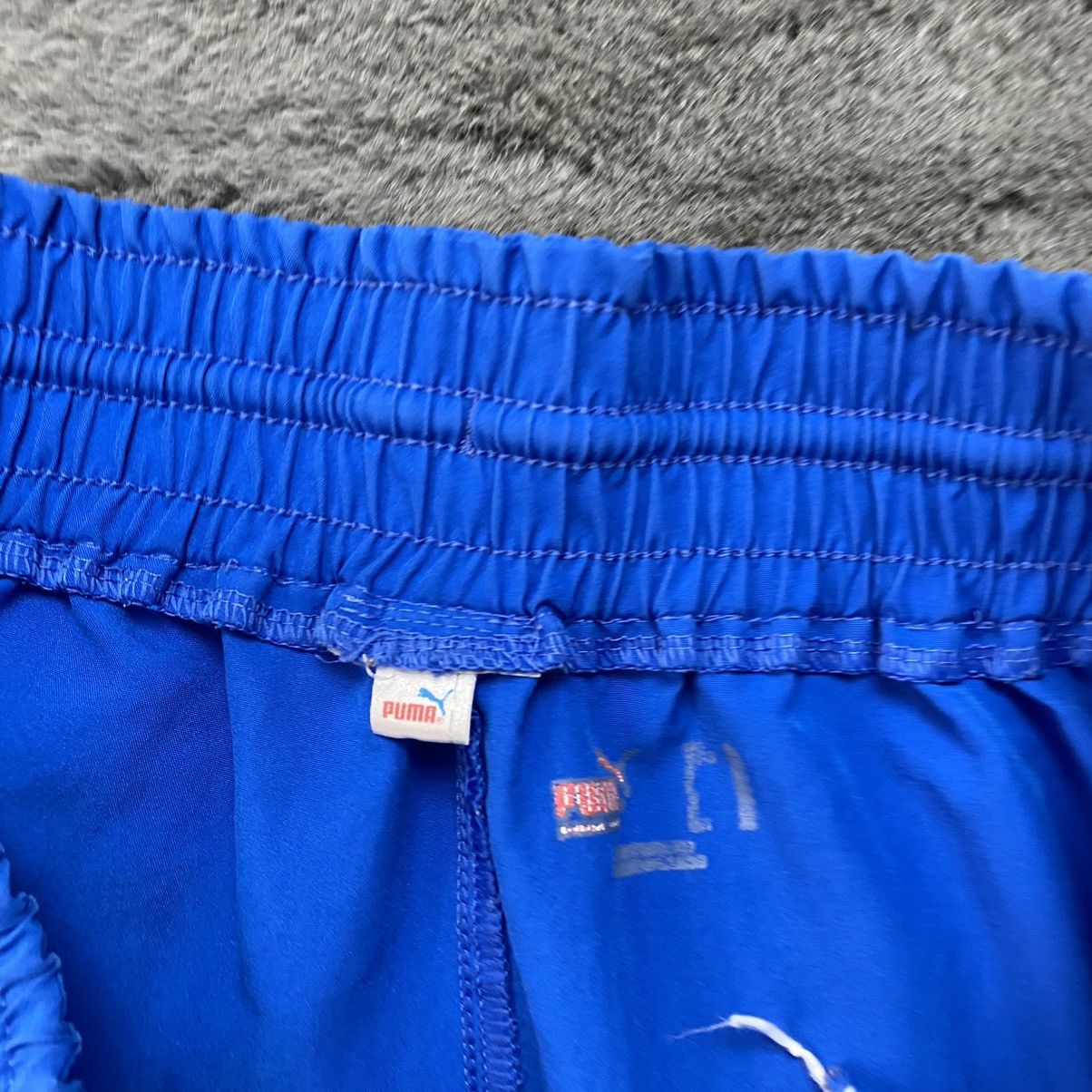 Puma × Vintage Italy Vintage Home Football Soccer Shorts Blue Puma Men Size US 36 / EU 52 - 9 Thumbnail