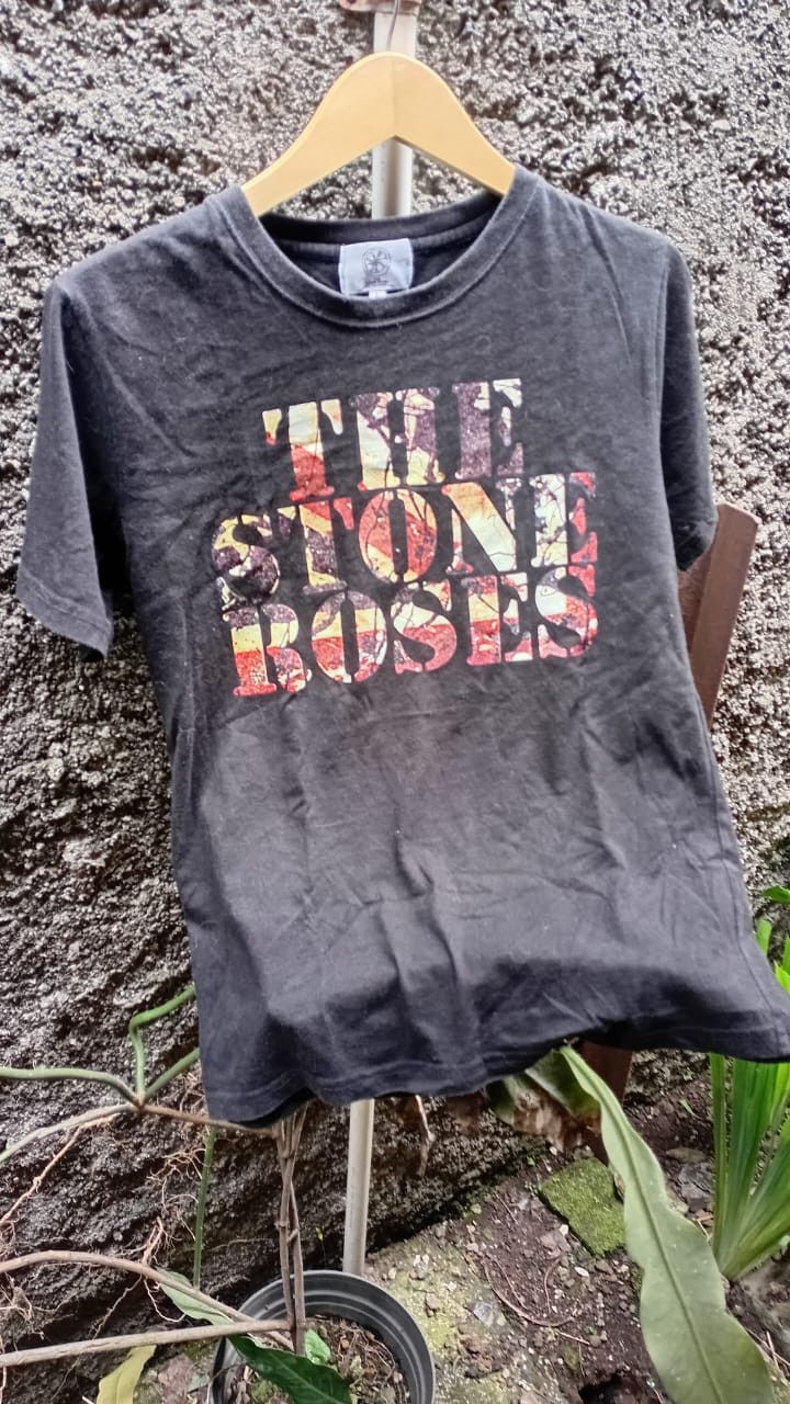 Band Tees The Stone Roses Shirt Britpop Radiohead Oasis Size US M / EU 48-50 / 2 - 5 Thumbnail