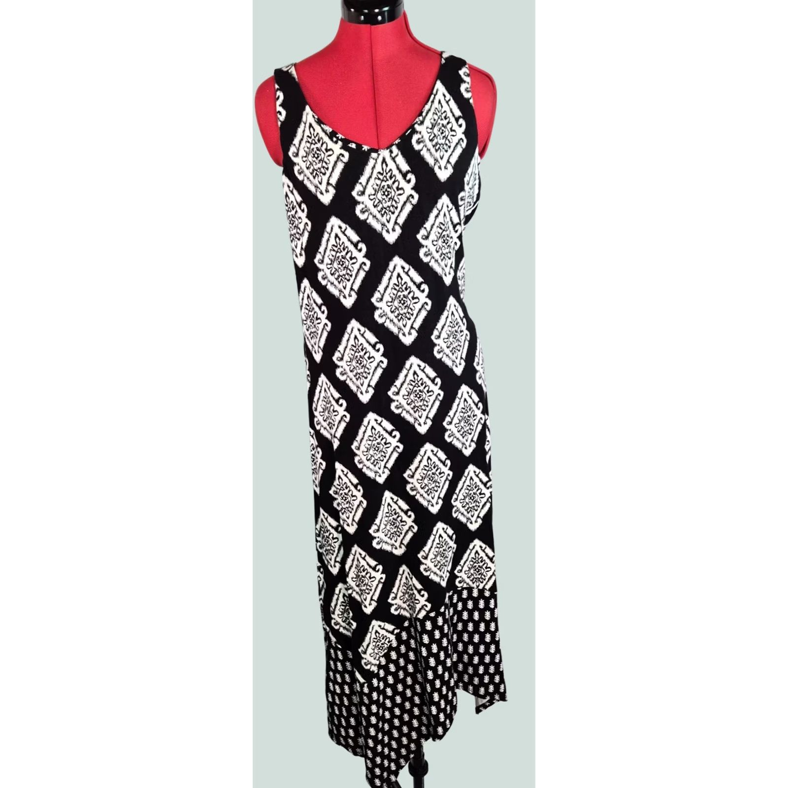 Tommy Bahama VINTAGE Tommy Bahama Maxi Dress Size S Black White Geometric Print Stretch G167 Size S / US 4 / IT 40 - 1 Thumbnail