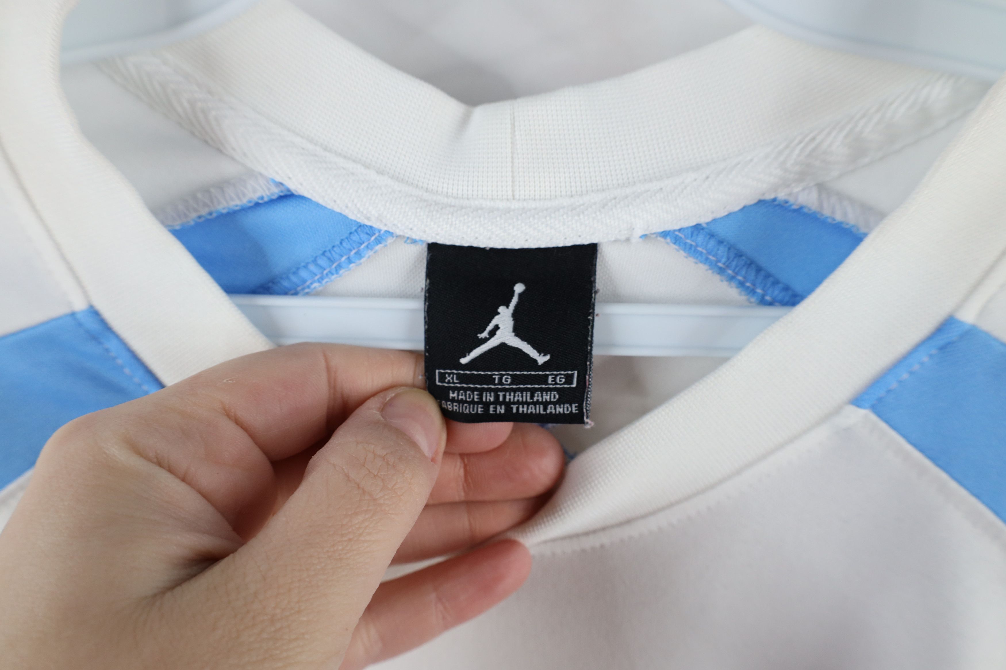 Nike × Vintage Vintage Nike Air Jordan Knit Long Sleeve T-Shirt White Blue Size US XL / EU 56 / 4 - 5 Thumbnail