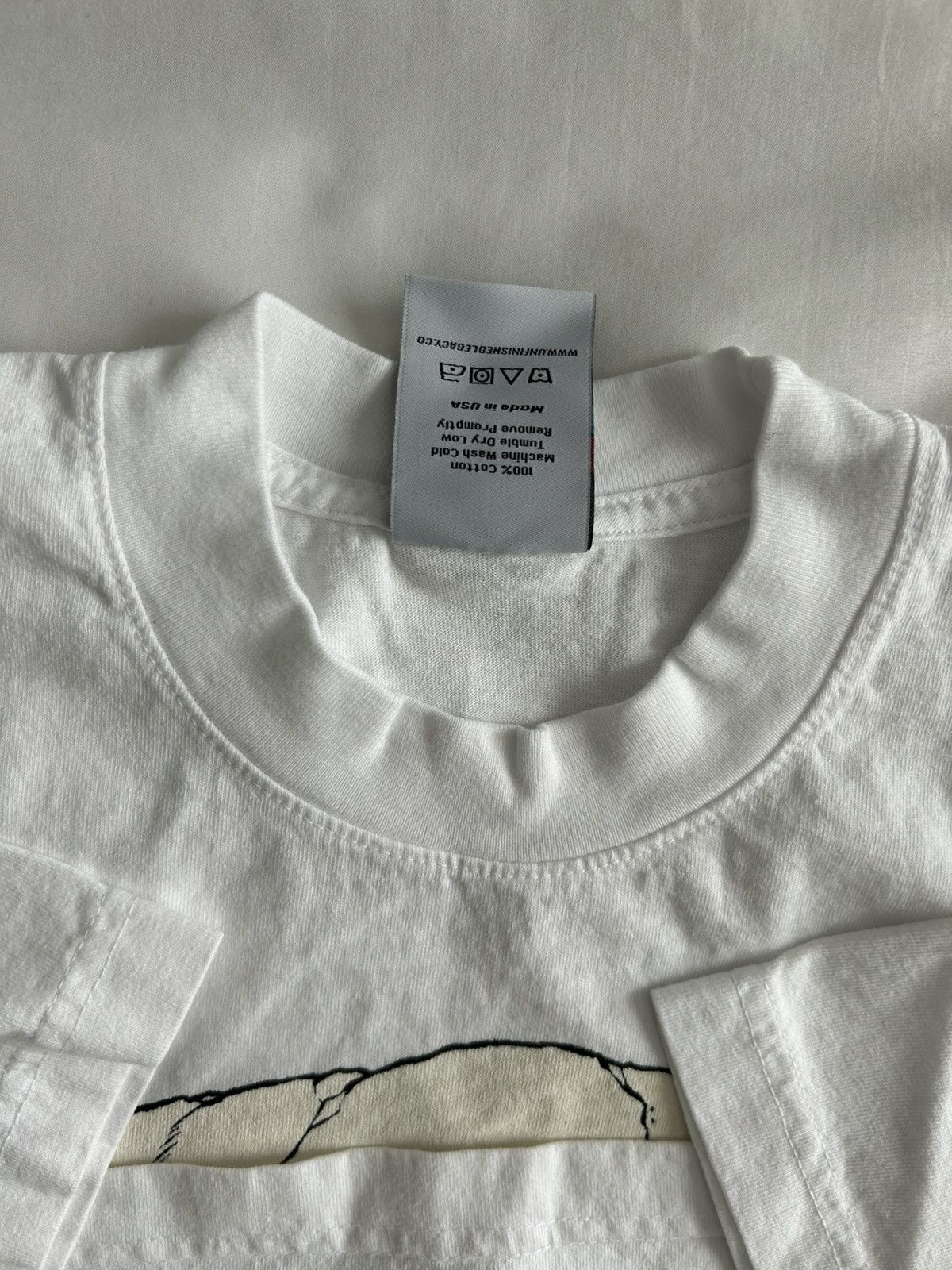 UNFINISHED LEGACY Unfinished Legacy Escape Tee Skull Butterfly White USA Size US L / EU 52-54 / 3 - 7 Thumbnail