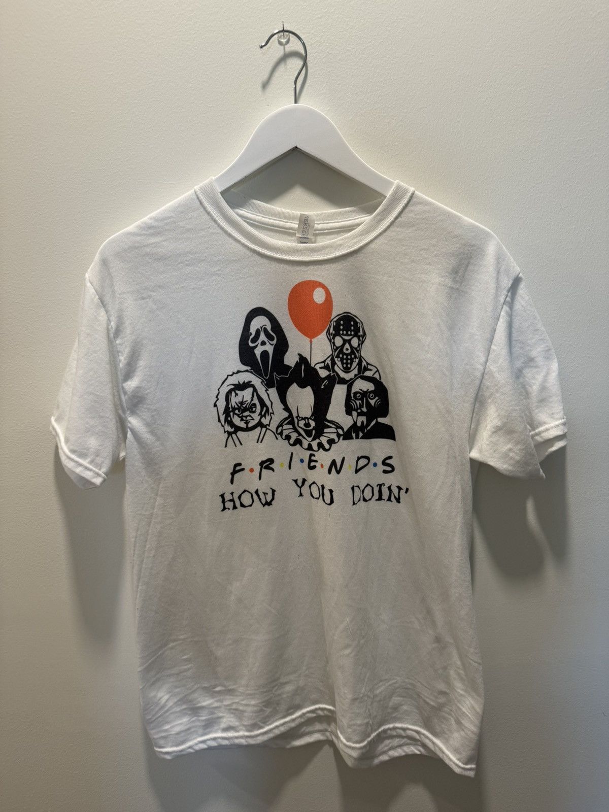 Vintage HORROR VILLAINS FRIENDS PARODY TEE Size US M / EU 48-50 / 2 - 1 Thumbnail