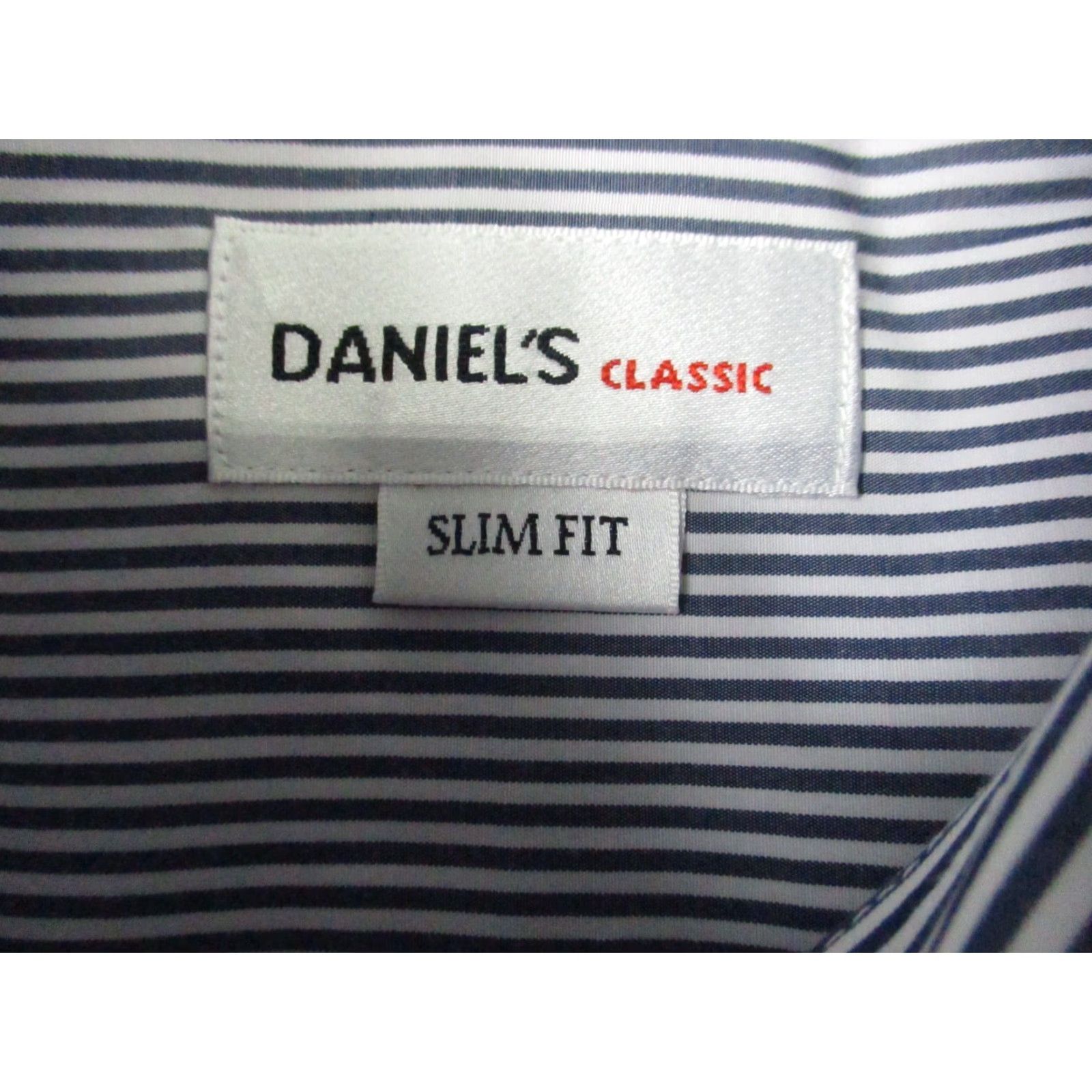 Vintage Daniels Dress Shirt Men Blue Stripe Slim Classic 16-41 Button-Up collar Down Knit Shirt Size 42R - 4 Thumbnail