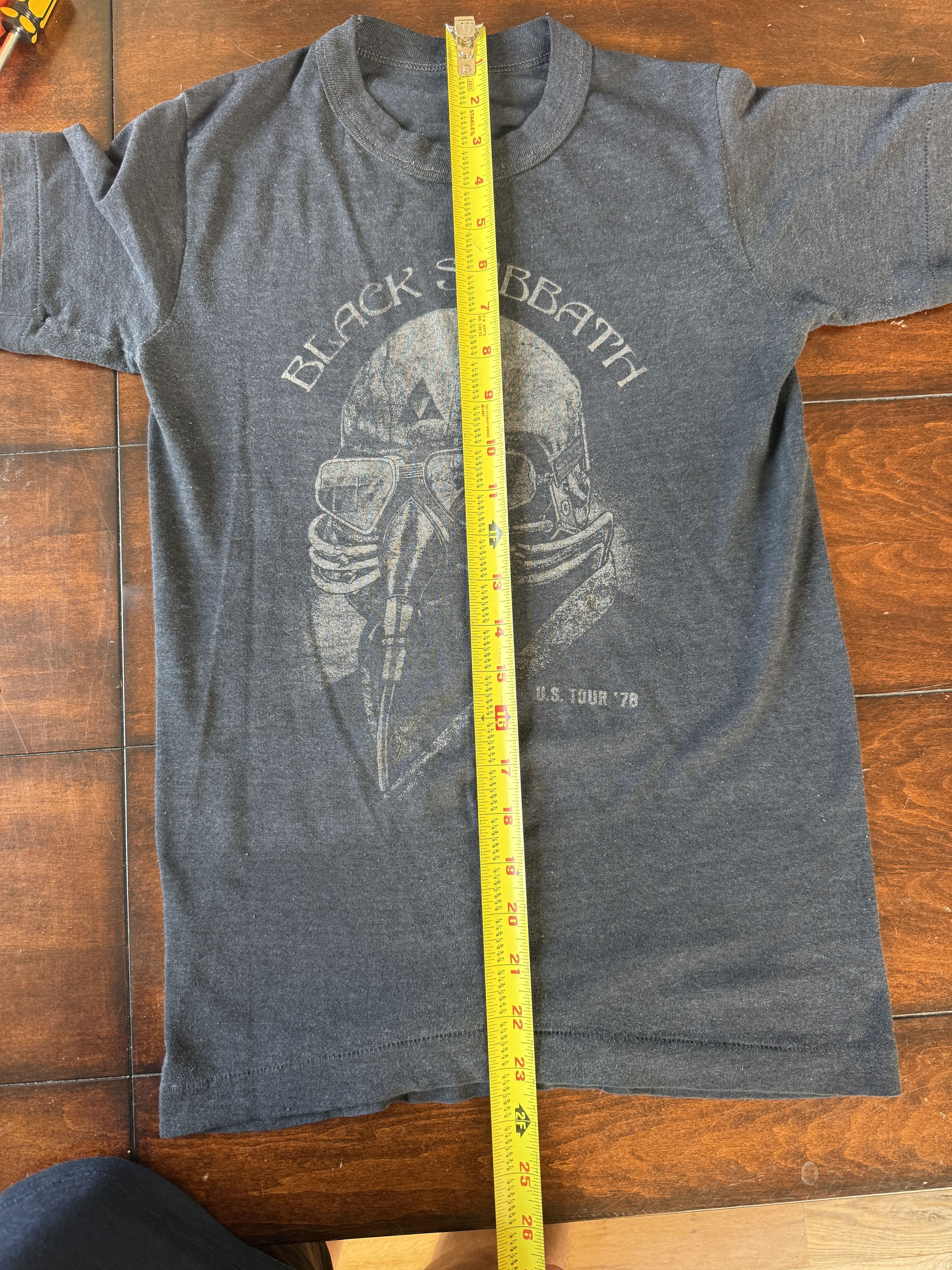 Black Sabbath RARE Vintage 1978 Black Sabbath Tour T-Shirt – Original Ozzy Size US S / EU 44-46 / 1 - 6 Thumbnail