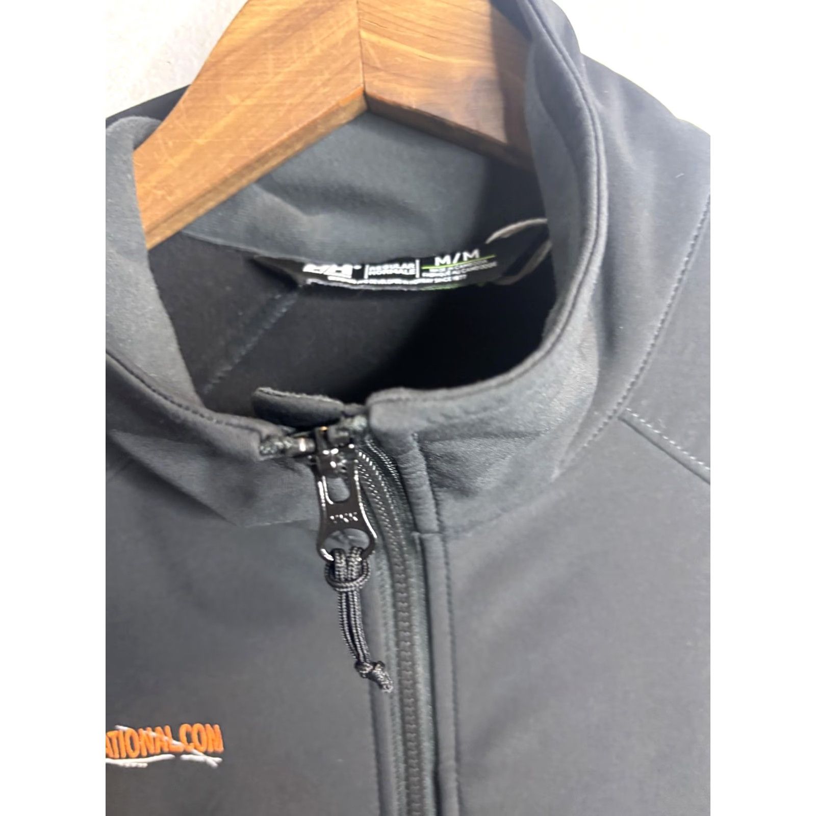 Helly Hansen Helly Hansen Jacket Mens M Black Windbreaker Full Zip Logo Embroidered Pockets Lightweight Breathable Regular Zip Size US M / EU 48-50 / 2 - 3 Thumbnail