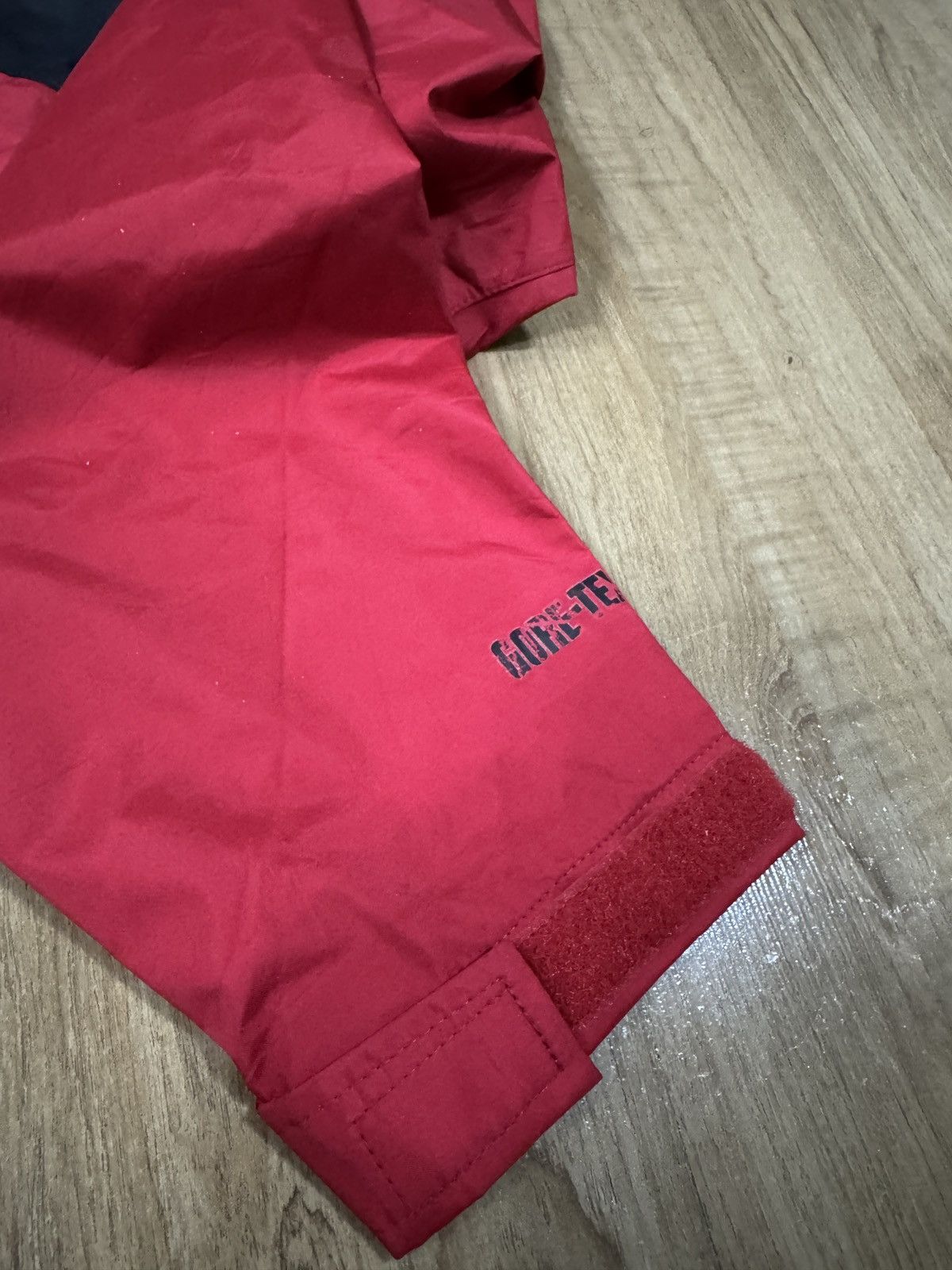 The North Face Vintage TNF GORETEX JACKET Size M / US 6-8 / IT 42-44 - 3 Thumbnail