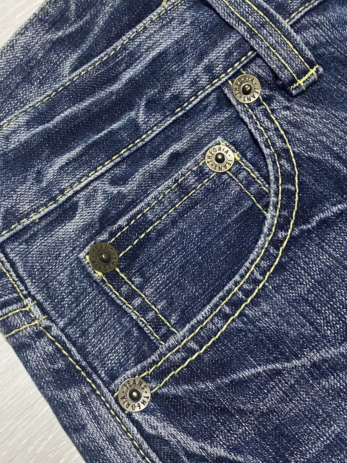 Japanese Brand Japanese Brand Theoria Jeans Twist Leg Straight Jeans Size US 35 - 9 Thumbnail