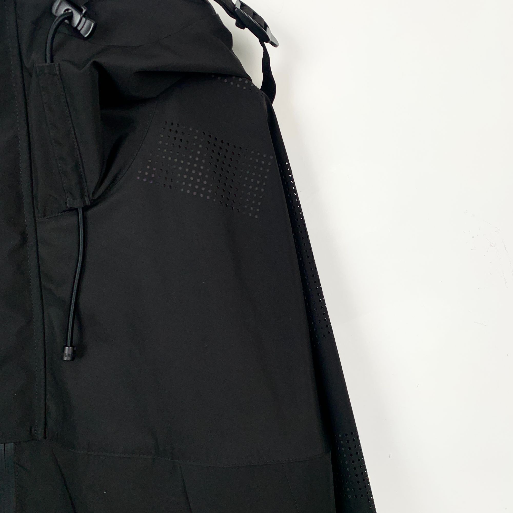 Burberry Burberry Black Hooded Zip-Up Jacket M Size M / US 6-8 / IT 42-44 - 5 Thumbnail