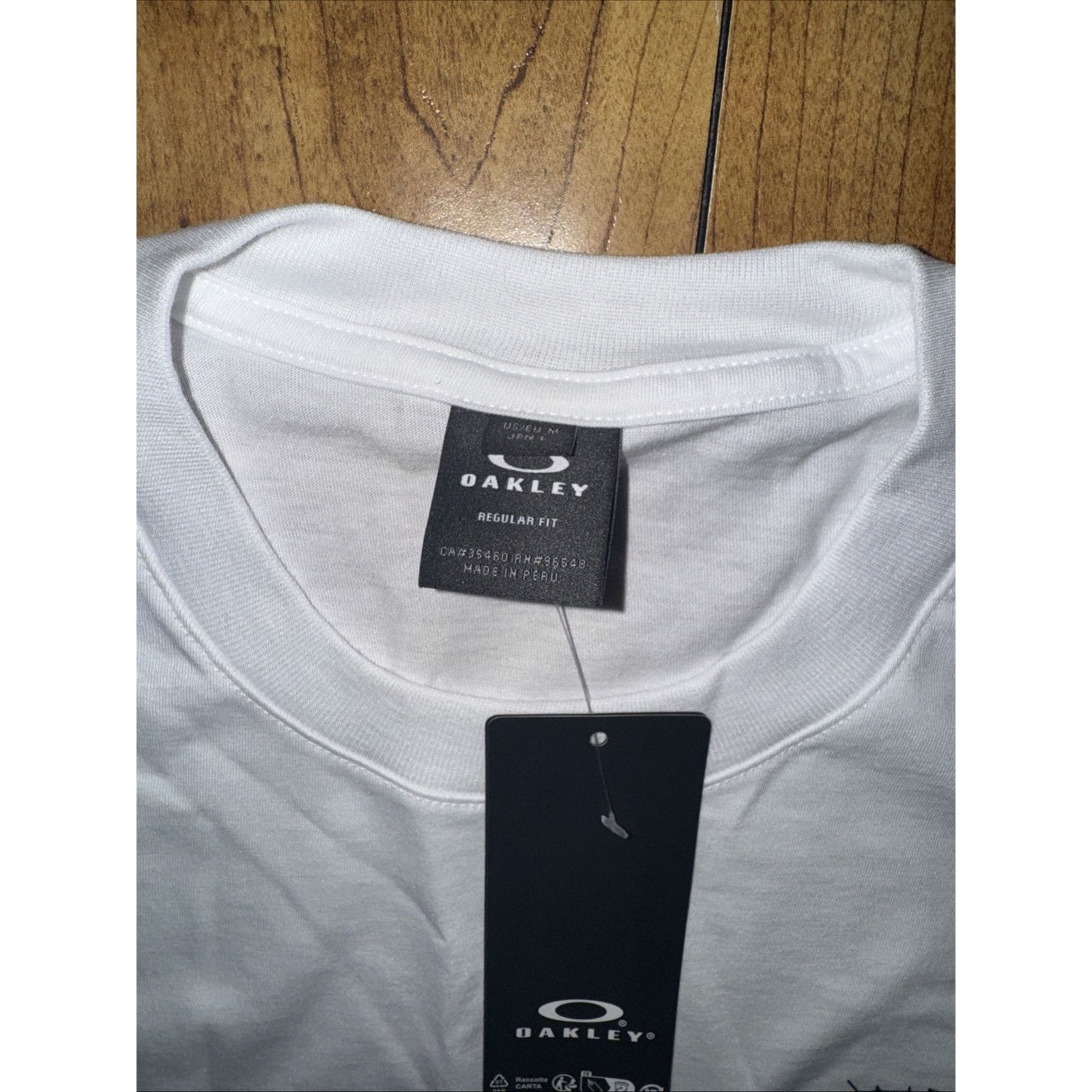 Oakley Oakley Golf T-Shirt White Medium 22x27 Size US M / EU 48-50 / 2 - 3 Thumbnail