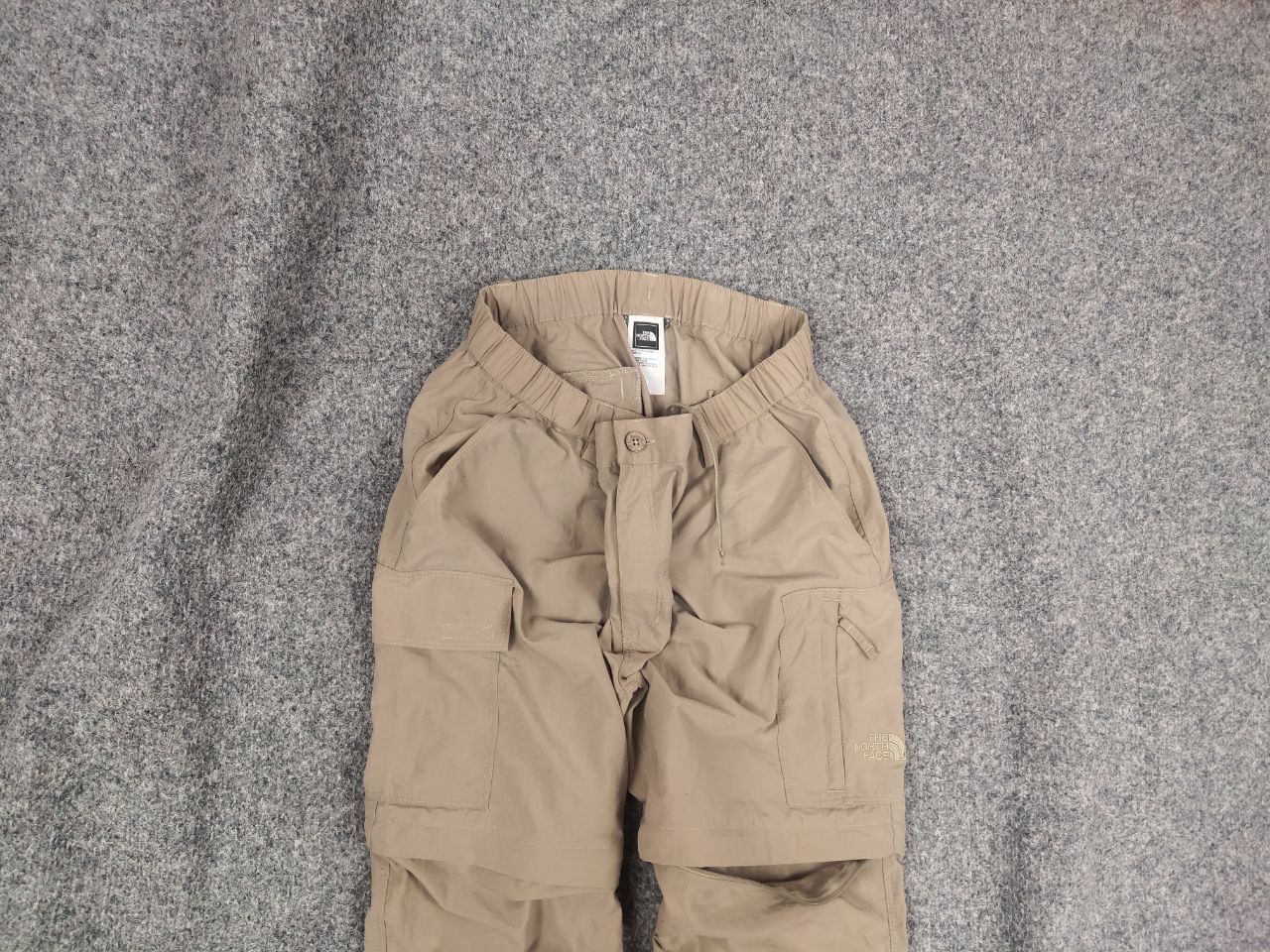 The North Face Vintage The North Face Cargo transformer zip Nylom Pants Size US 32 / EU 48 - 1 Thumbnail