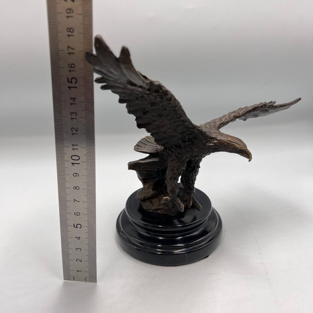 Vintage Vintage Collectible Solid Bronze Figure Statue Bird Eagle Size ONE SIZE - 5 Thumbnail