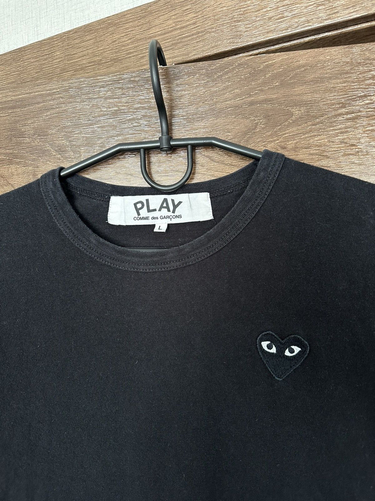 Comme des Garcons PLAY Comme Des Garcons PLAY CDG T-Shirt Black Logo Heart Size US L / EU 52-54 / 3 - 6 Thumbnail