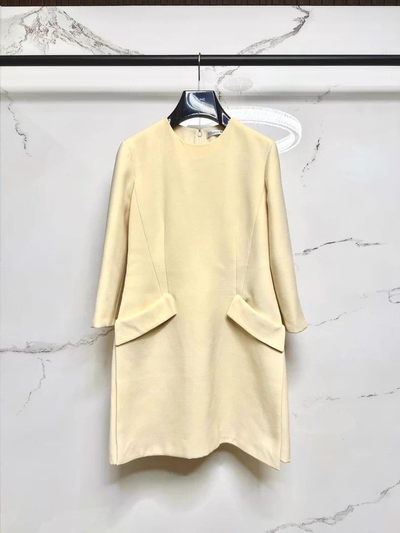 Dior Dior 20ss beige silk-wool dress 2505-Nextarrow Size XS / US 0-2 / IT 36-38 - 1 Thumbnail