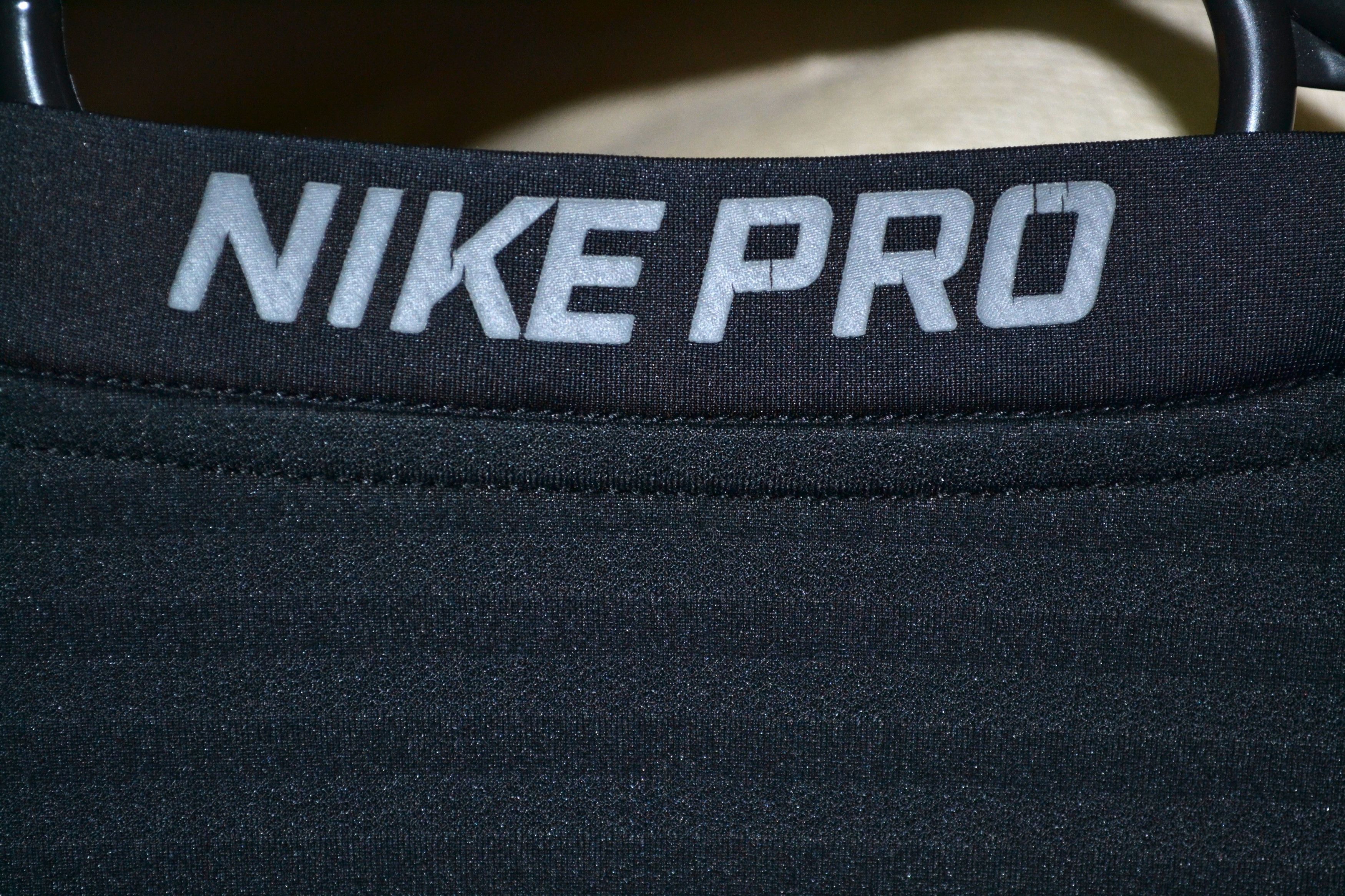 Nike Nike Pro Long Sleeve Rash Guard Size US M / EU 48-50 / 2 - 7 Thumbnail