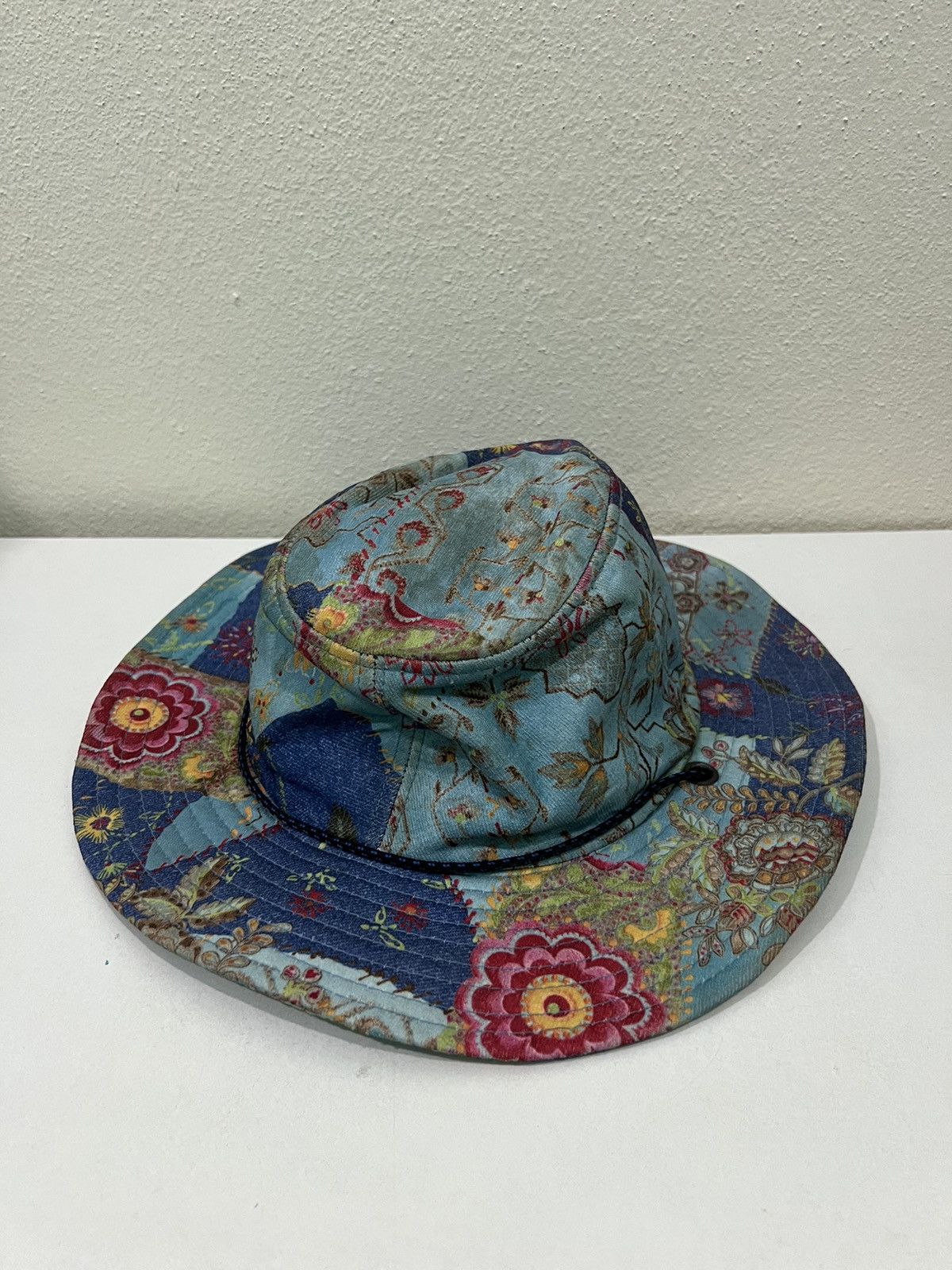 Japanese Brand Japanese Brand Overprint Bucket Hats Size ONE SIZE - 6 Thumbnail
