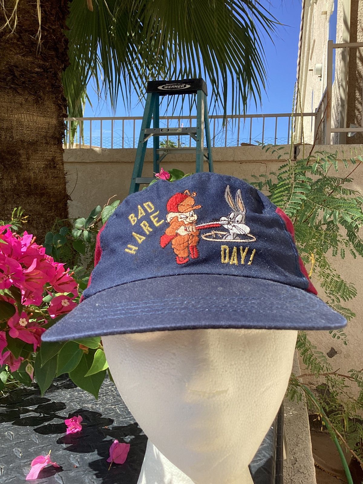 Warner Bros Vtg Bad hare day bugs bunny Warner Brother Looney Tunes hat Size ONE SIZE - 1 Thumbnail