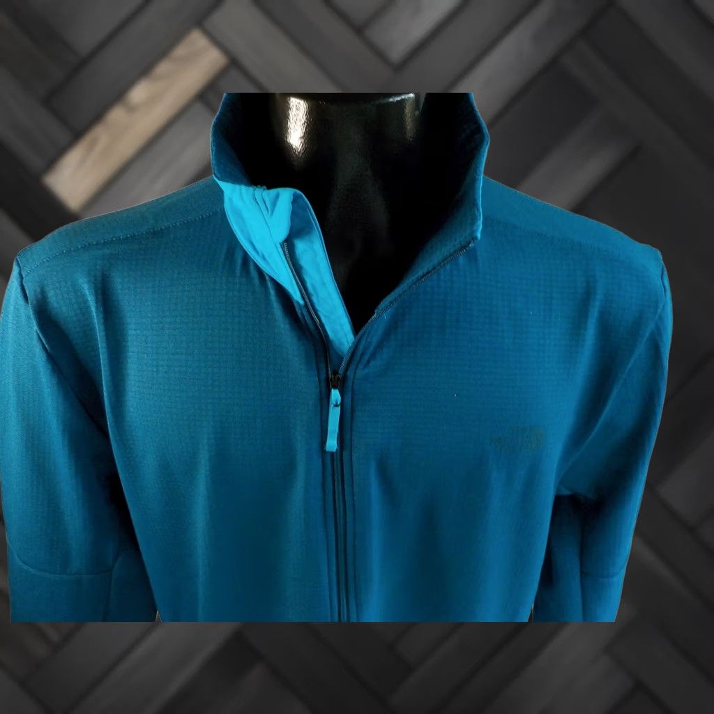 The North Face The North Face 2 Tone Zipper Front Track Jacket Teal Turquoise L NWT Track Jacket Men Blue 95% Polyester 5% Elastane Zip Pockets NWT Size US L / EU 52-54 / 3 - 1 Thumbnail