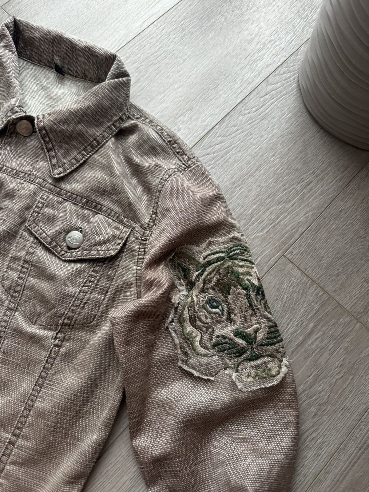 Just Cavalli × Roberto Cavalli × Vintage 🕰️ VINTAGE 00’S ROBERTO CAVALLI AVANT GARDE DENIM JACKET Size XS / US 0-2 / IT 36-38 - 3 Thumbnail