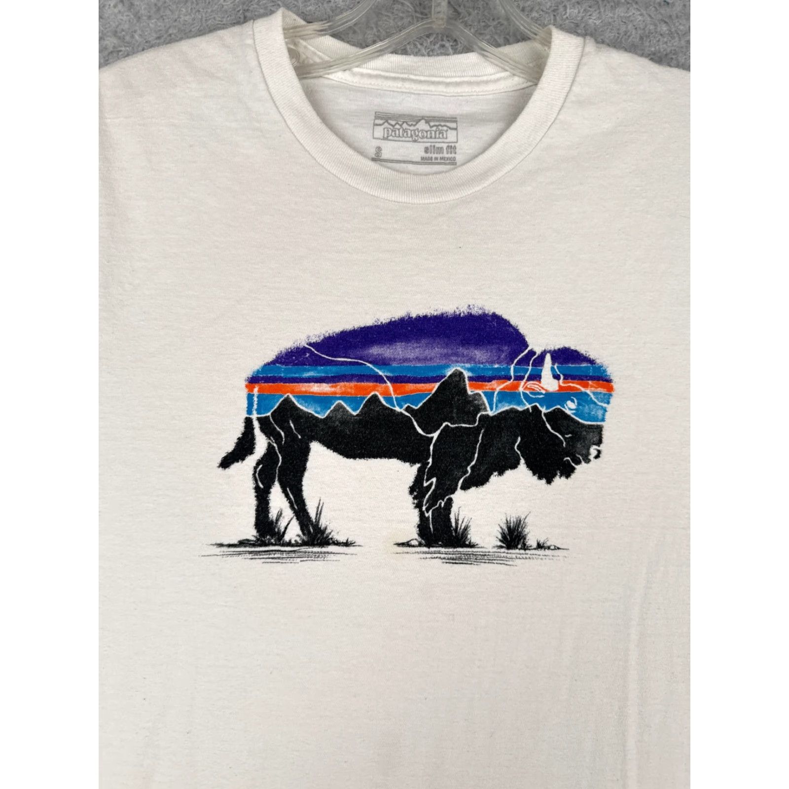 Patagonia Patagonia Shirt Men S White Short Sleeve Crew Neck Cotton Polyester Jersey Logo Slim T-Shirt Mens Size US S / EU 44-46 / 1 - 6 Thumbnail