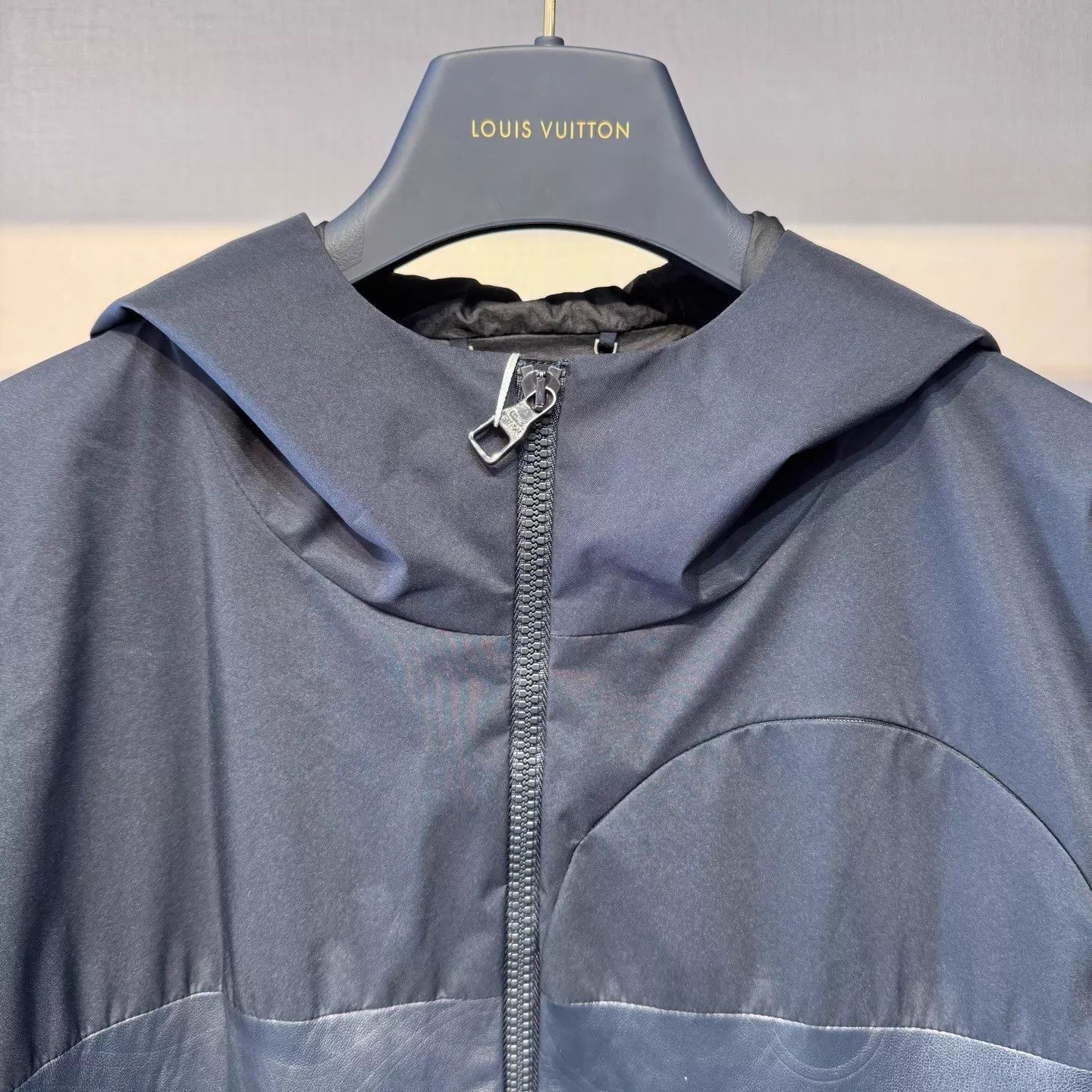 Louis Vuitton Louis Vuitton Black Sheepskin Paneled Zipper Jacket 52 Size US L / EU 52-54 / 3 - 3 Thumbnail