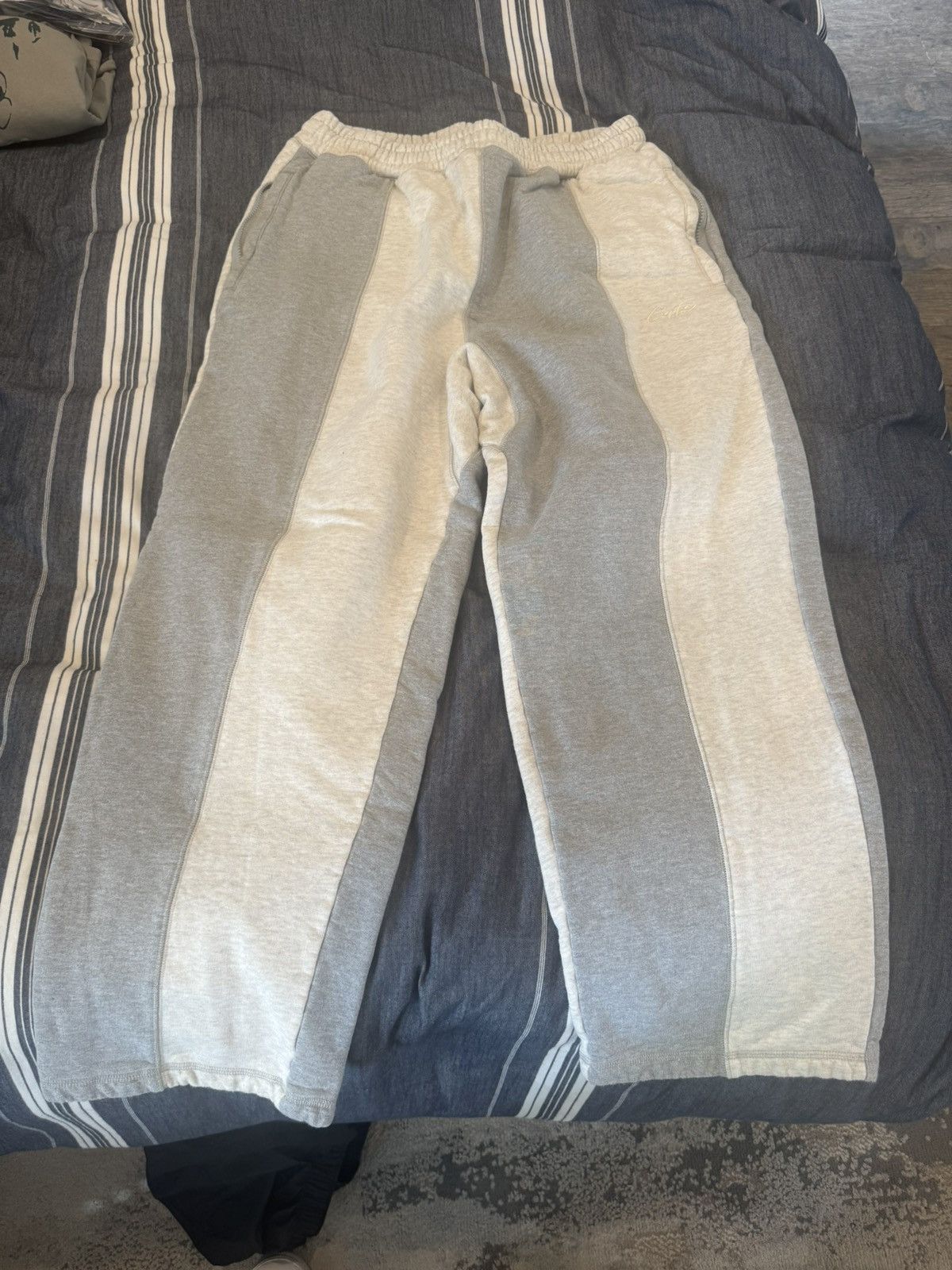 Corteiz Corteiz Multicolor Sweats Size US 34 / EU 50 - 1 Thumbnail