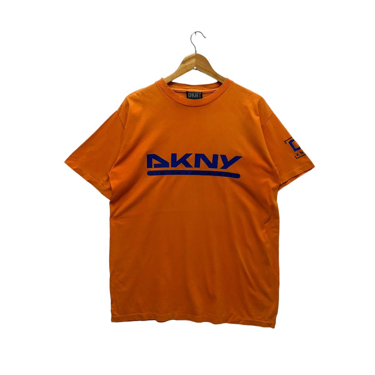 DKNY × Vintage Vintage DKNY Graphic Printed Spellout Tshirt Size US L / EU 52-54 / 3 - 1 Thumbnail