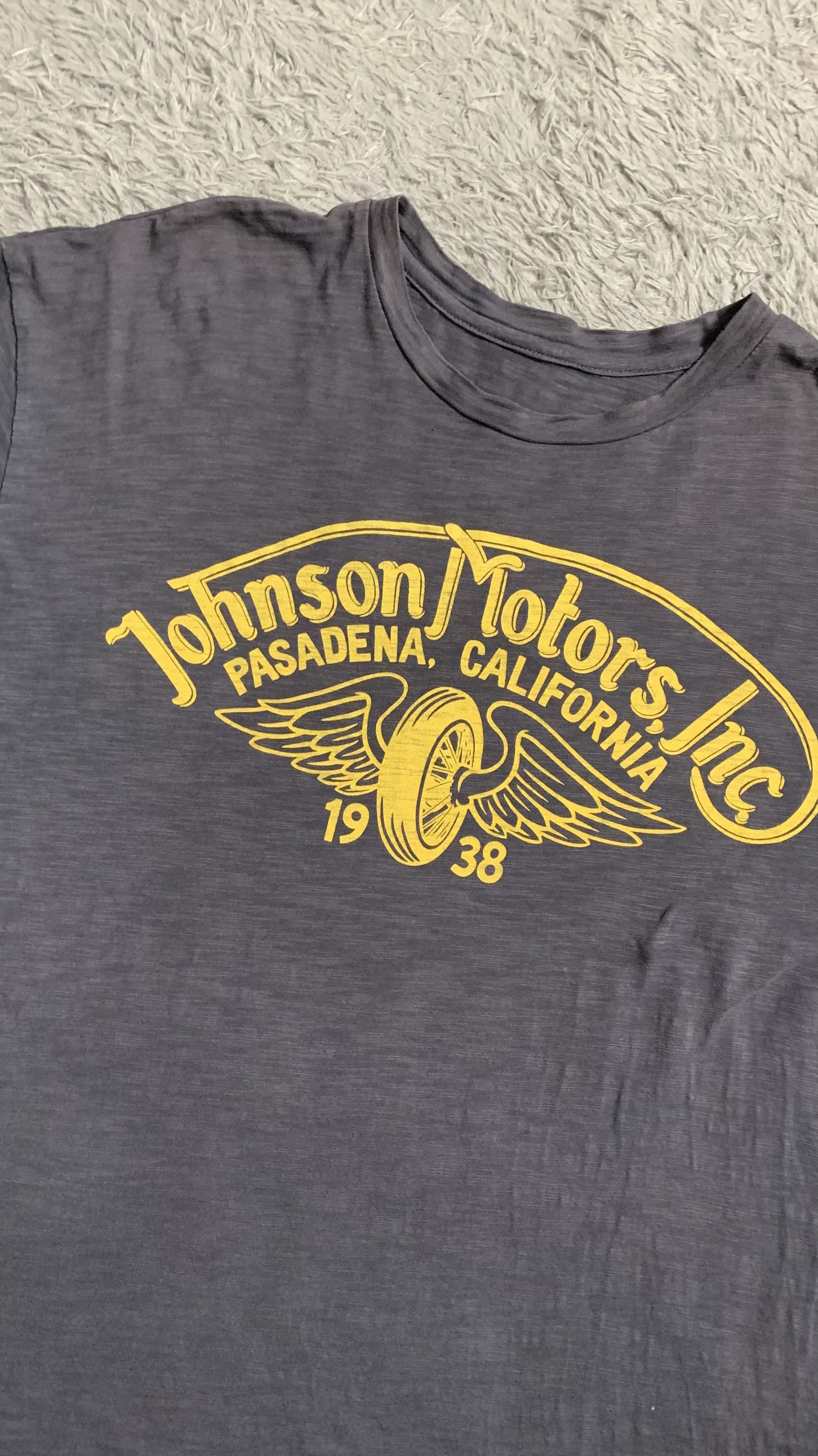 Johnson Motors Vintage Johnson motors Wings Size US M / EU 48-50 / 2 - 2 Thumbnail
