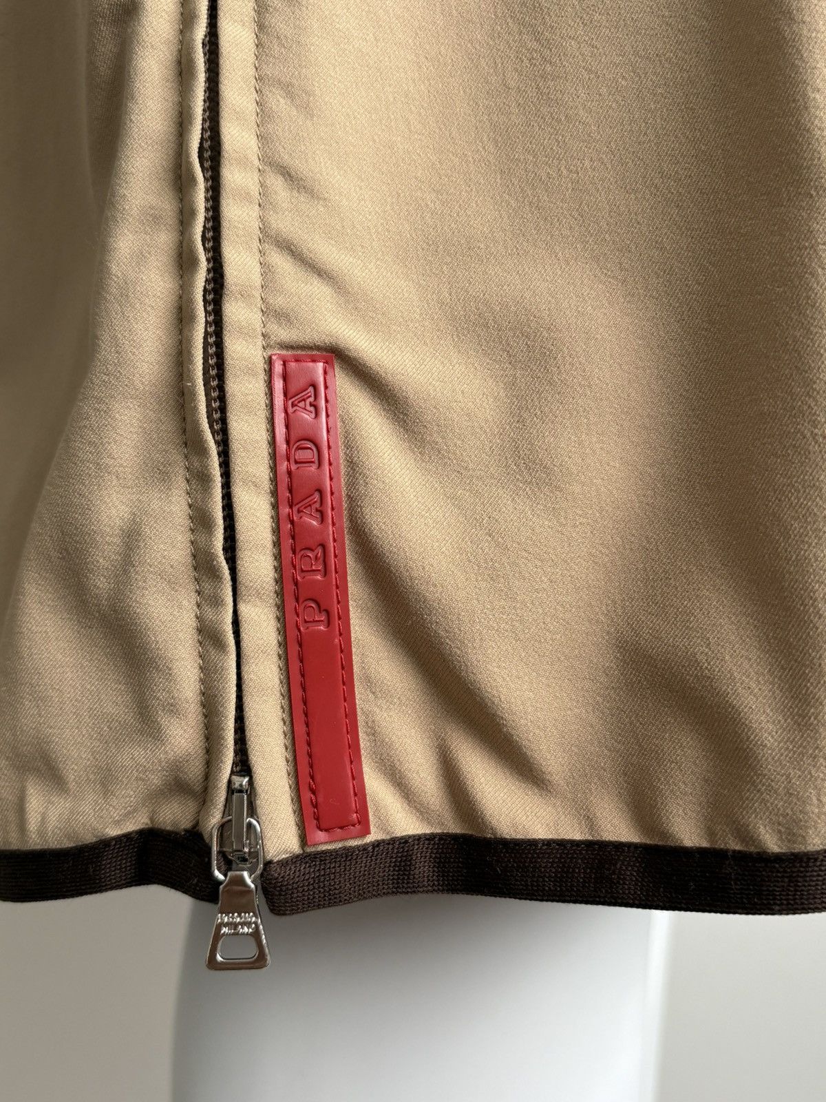 Prada 00s Prada Sport Two Slit Zip Skirt Beige Nylon Red Tab 46 XL Size 32" / US 10 / IT 46 - 5 Thumbnail