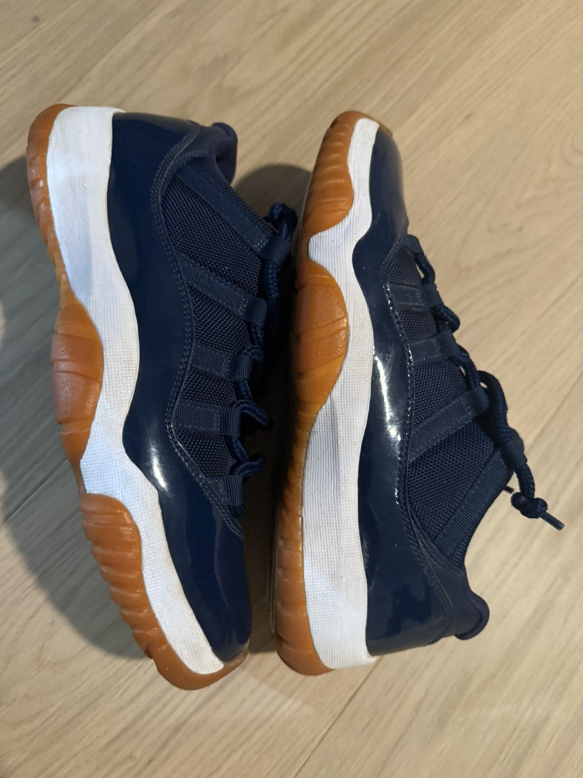 Jordan Brand Retro 11 low Midnight Navy Size US 8.5 / EU 41-42 - 2 Thumbnail