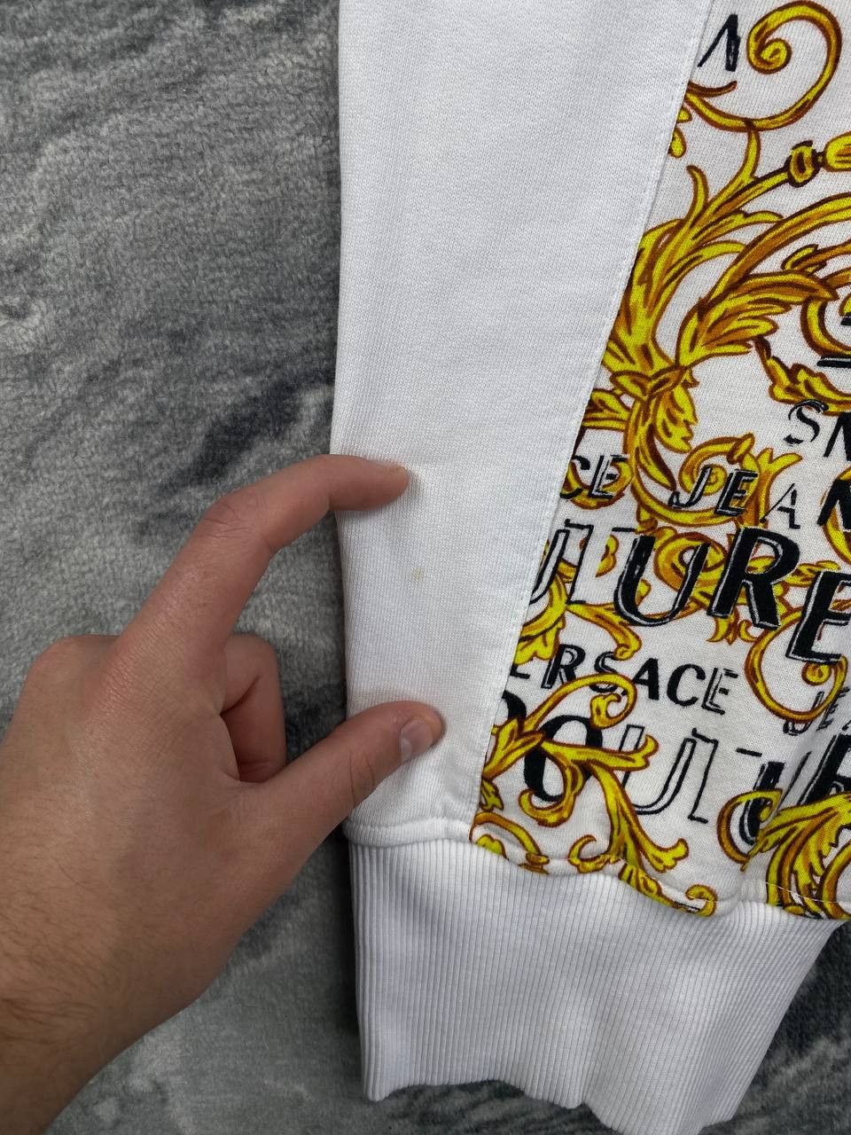 Versace Versace Jeans Couture Sweatpants Baroque Print Men Size XL Size US 36 / EU 52 - 15 Thumbnail