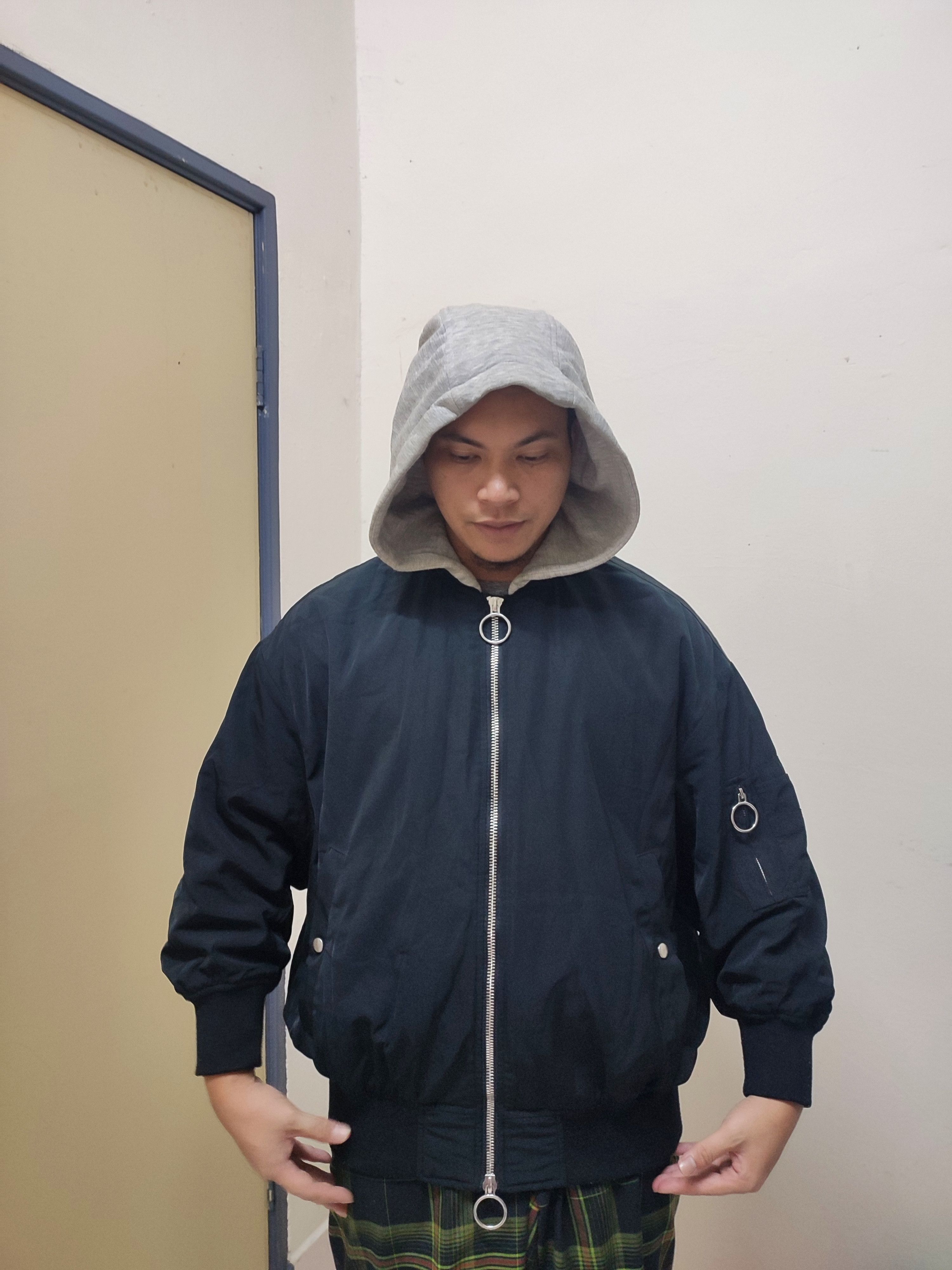 Zara 💥 Super Black 💥 Rare Zara Bomber Jackets Size US L / EU 52-54 / 3 - 12 Thumbnail