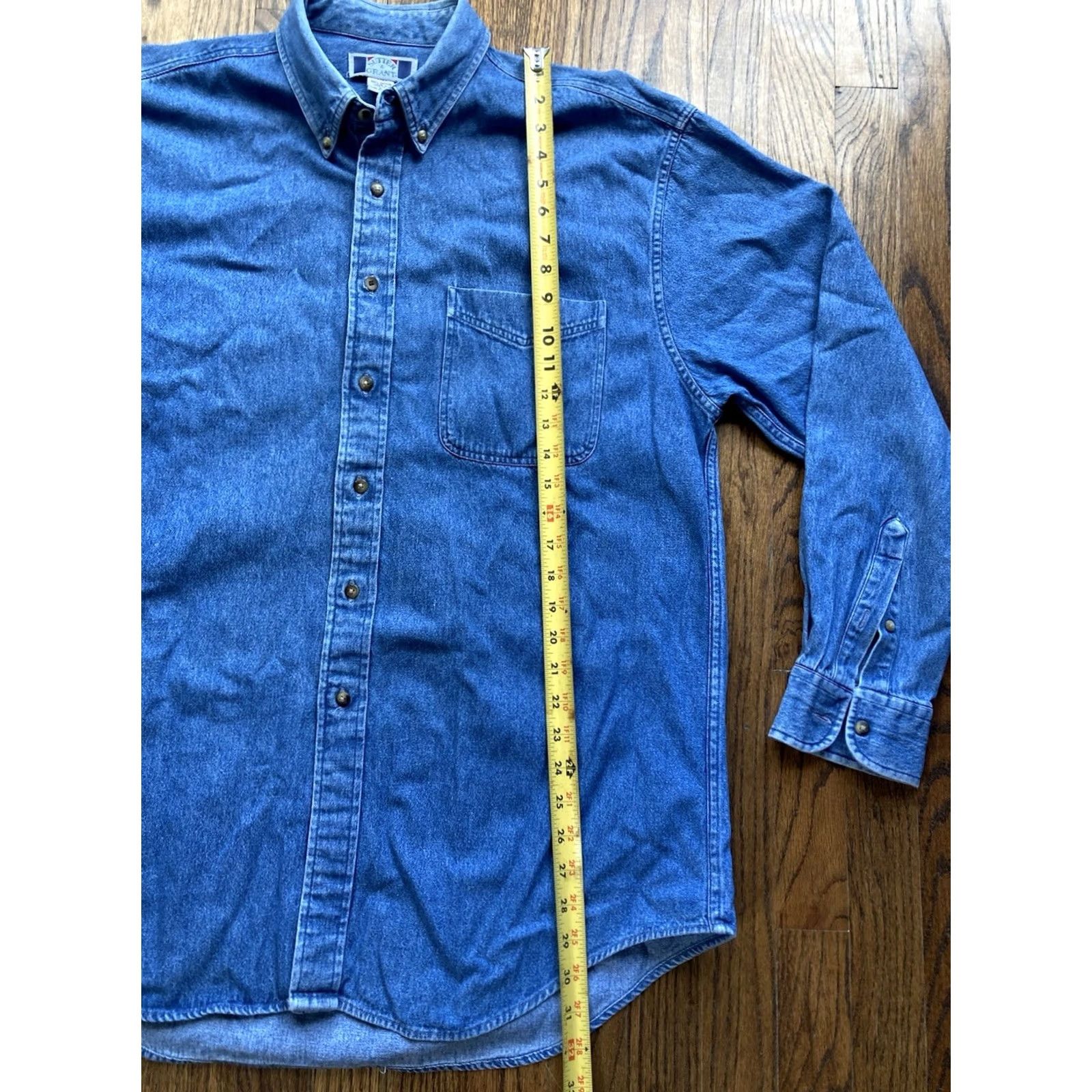 Denime VINTAGE Sutter & Grant Denim Shirt Mens Large Long Sleeve Button Up Blue 90s Casual Mens Regular Relaxed Jacket Style Pocket Preshrunk Size US L / EU 52-54 / 3 - 5 Thumbnail