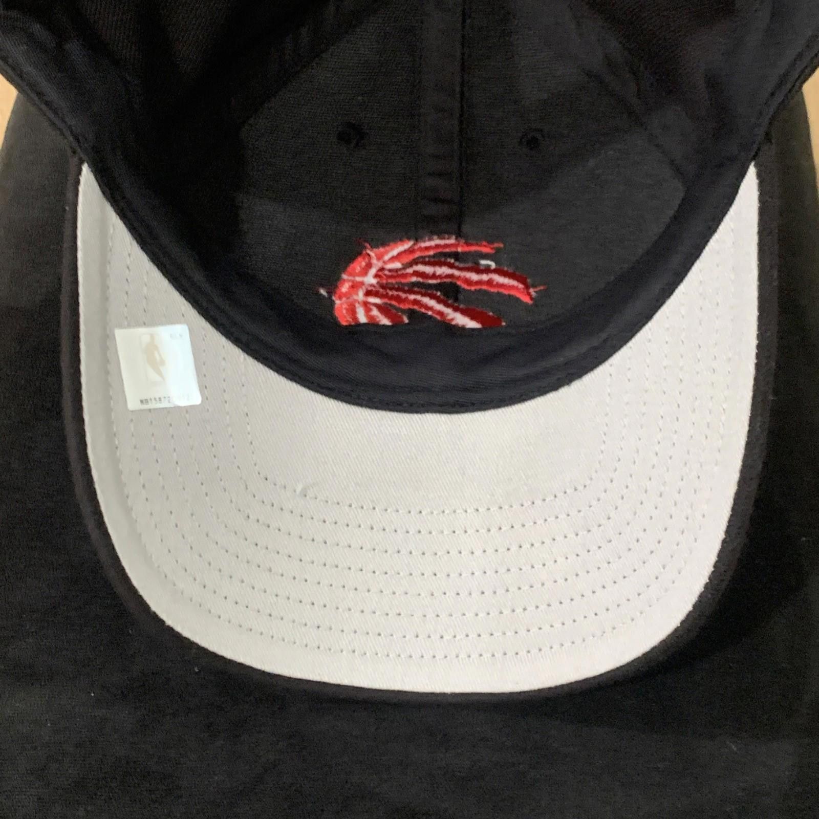 47 Brand New Men's Toronto Raptors MVP Primary Red Logo Black Cap Size ONE SIZE - 7 Thumbnail