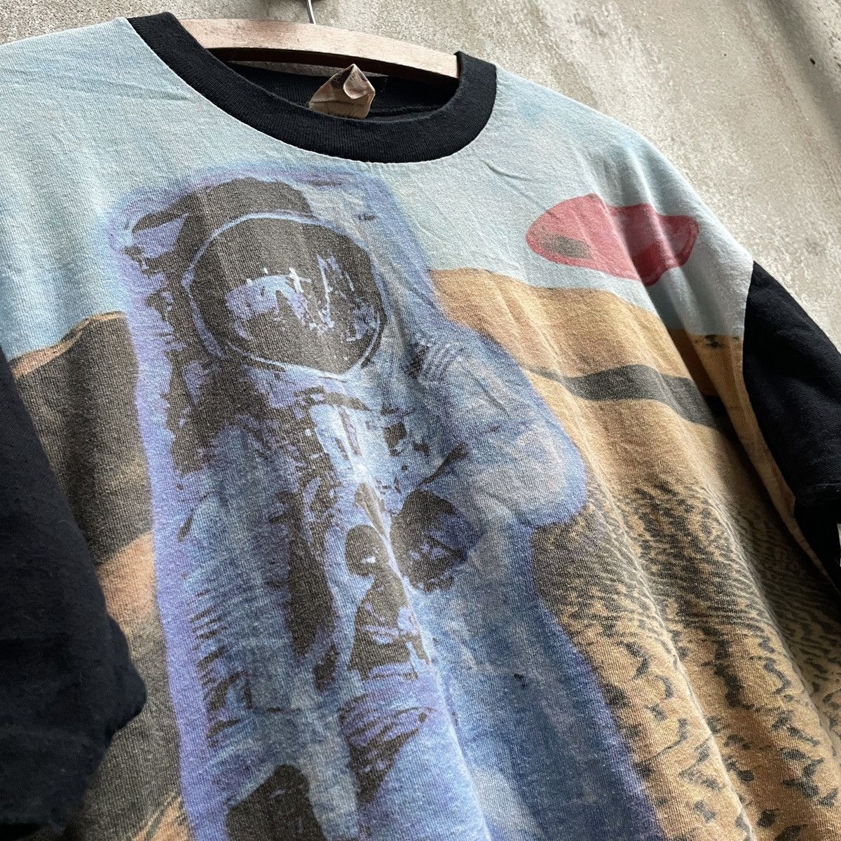image of Art x Vintage 90's Archaic Smile Space Photo Prints T-Shirt in Black, Men's (Size Large)