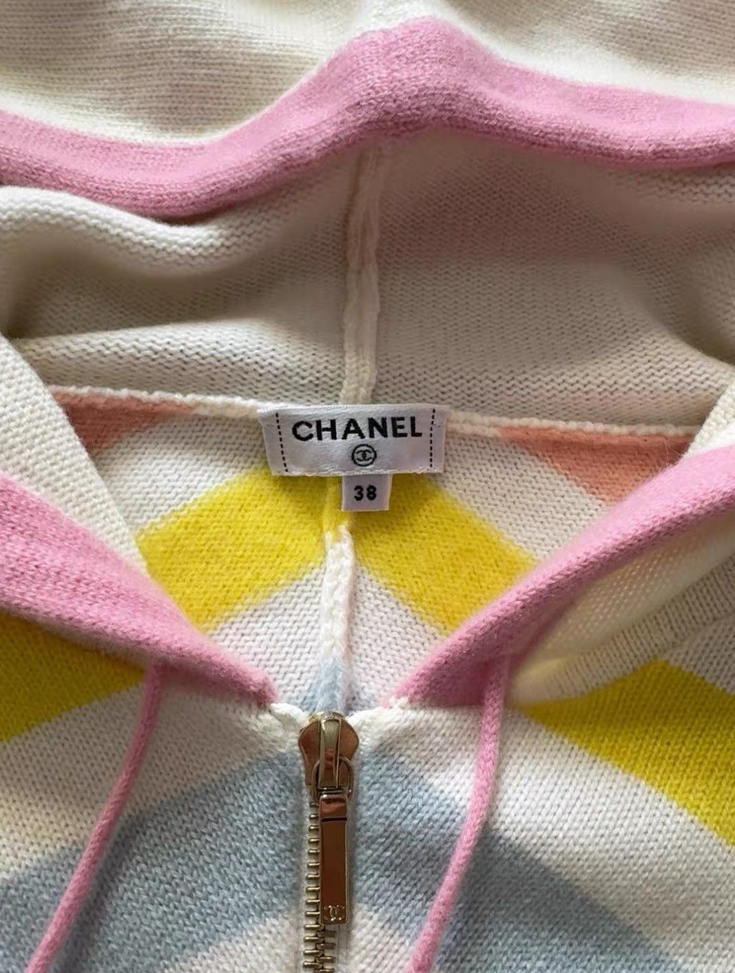 Chanel Chanel knit hoodie Size XS / US 0-2 / IT 36-38 - 3 Thumbnail